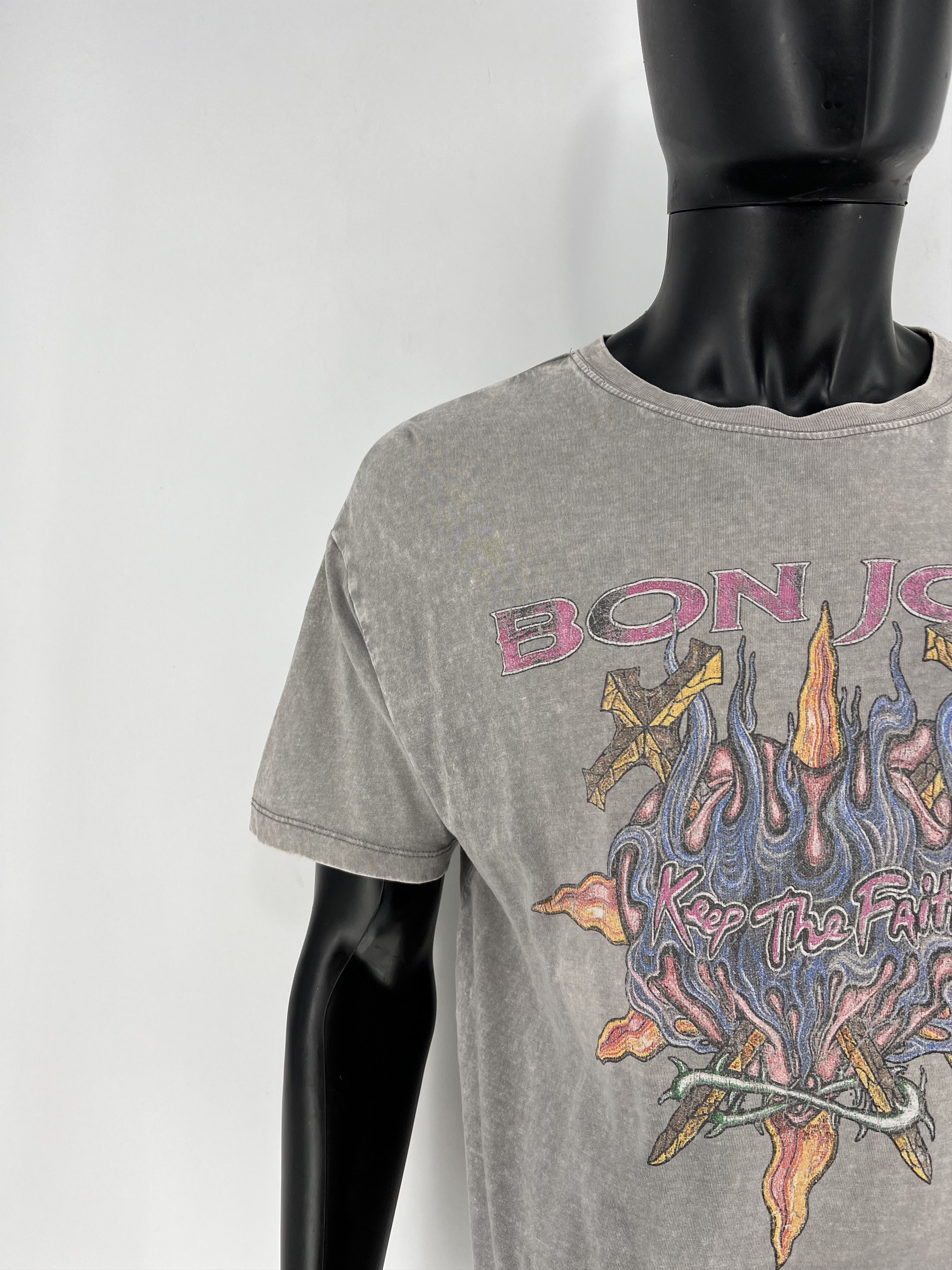 Band Tees × Vintage Faded Bon Jovi The Circle Tour Band Tee Size M Size US M / EU 48-50 / 2 - 6 Thumbnail