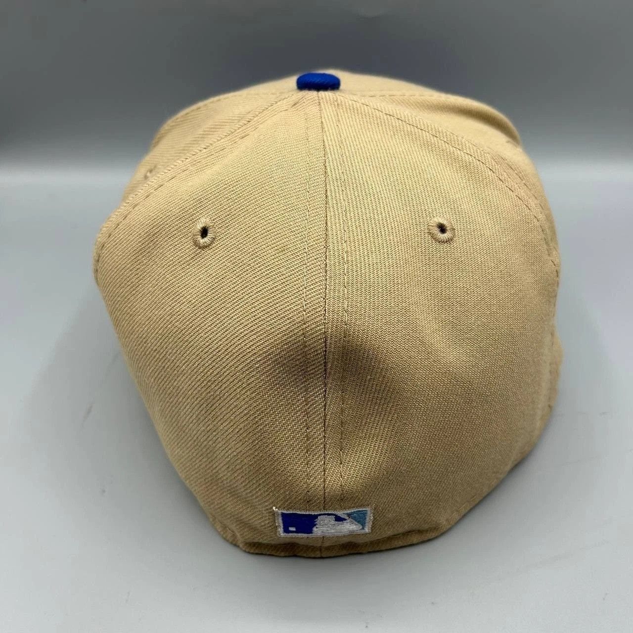 New Era Toronto Blue Jays Hat Men 7 3/8 Beige Blue MLB Fitted Cap Size ONE SIZE - 6 Thumbnail