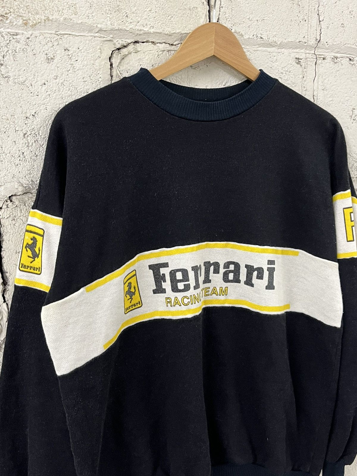 Ferrari Rare ferrari racing vintage 80s crewneck streetwear hype Size US L / EU 52-54 / 3 - 4 Thumbnail