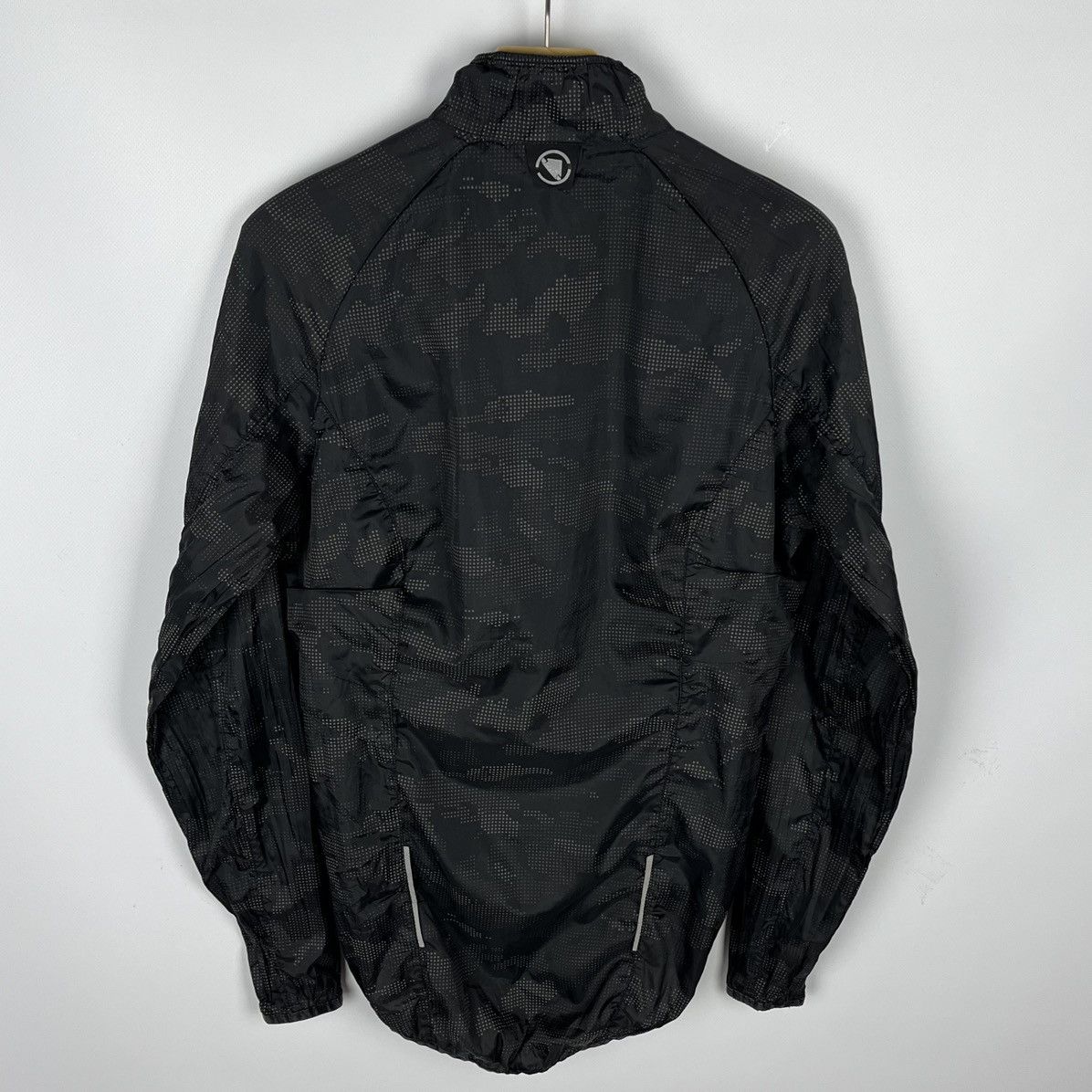 Sports Specialties Endura Full Zip Cycling Jacket Size S Reflective Full Zip Size US S / EU 44-46 / 1 - 15 Thumbnail