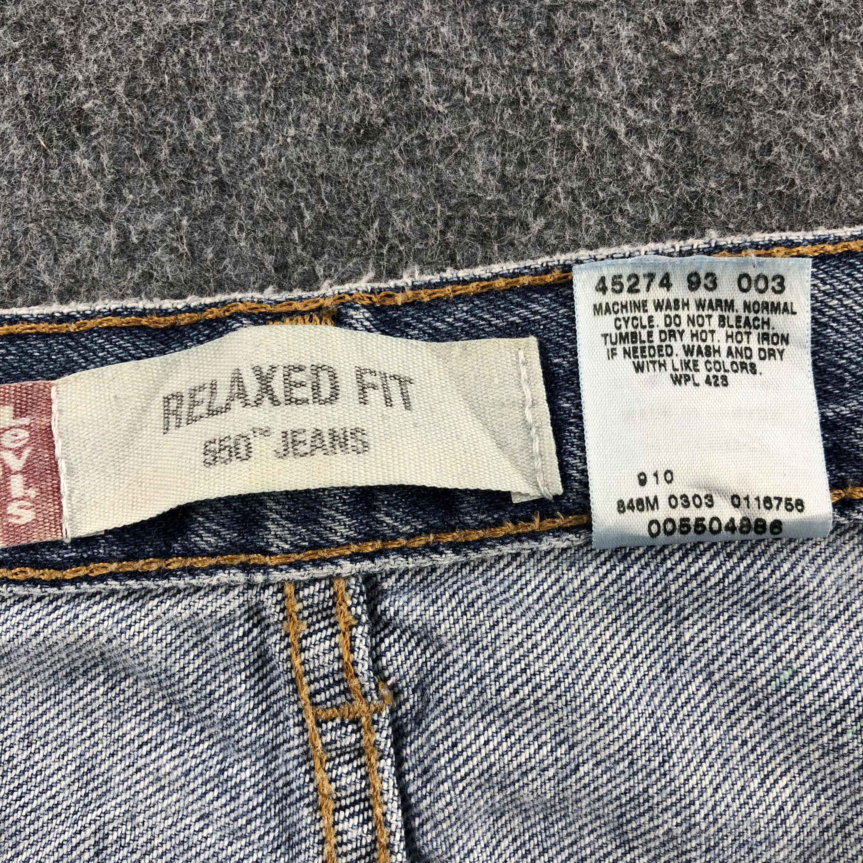 Levi's Vintage Levis 550 Denim Jeans-JM711 Size US 35 - 9 Thumbnail