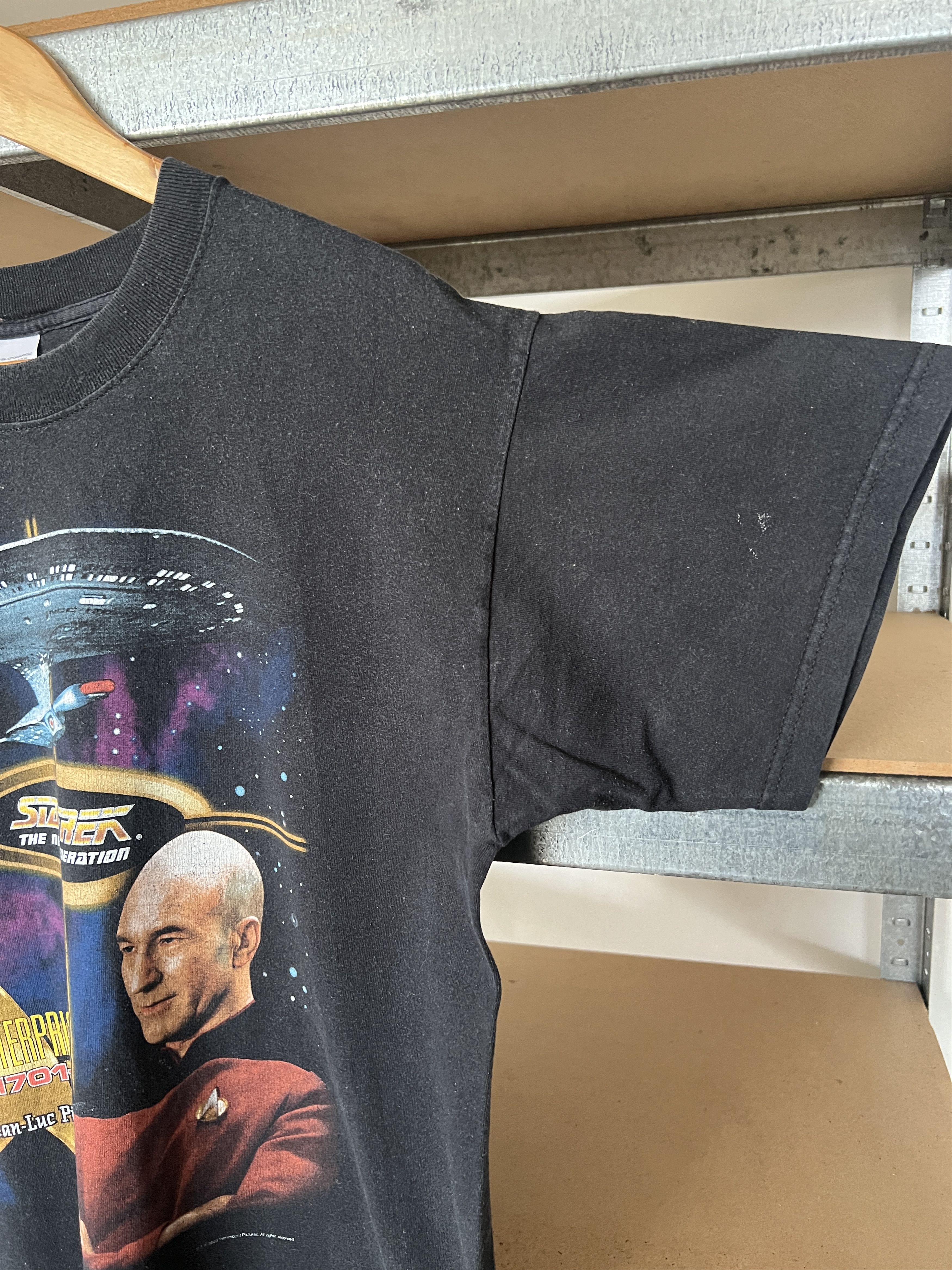 Vintage Vintage 2000 Star Trek Captain Picard Series Movie T-shirt Size US M / EU 48-50 / 2 - 5 Thumbnail