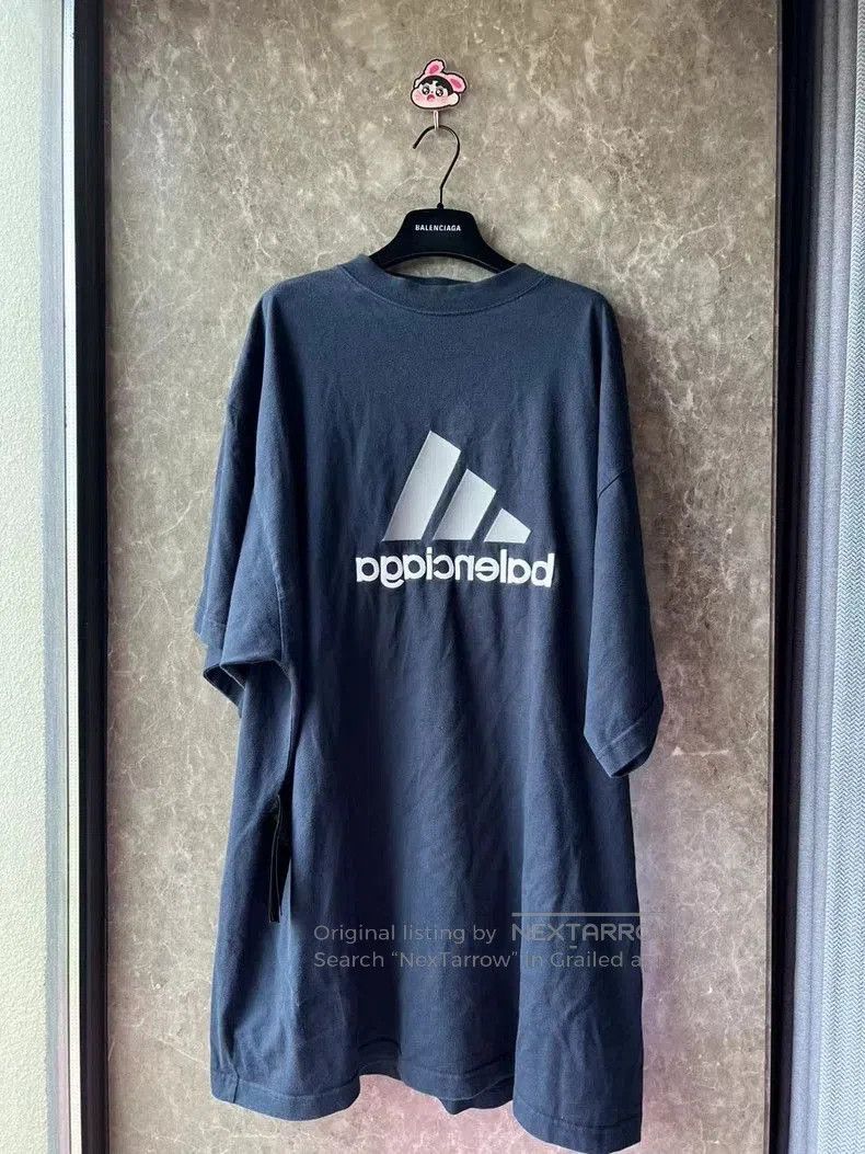 Balenciaga Balenciaga Adidas collaboration short-sleeve shirt. Size US L / EU 52-54 / 3 - 1 Thumbnail