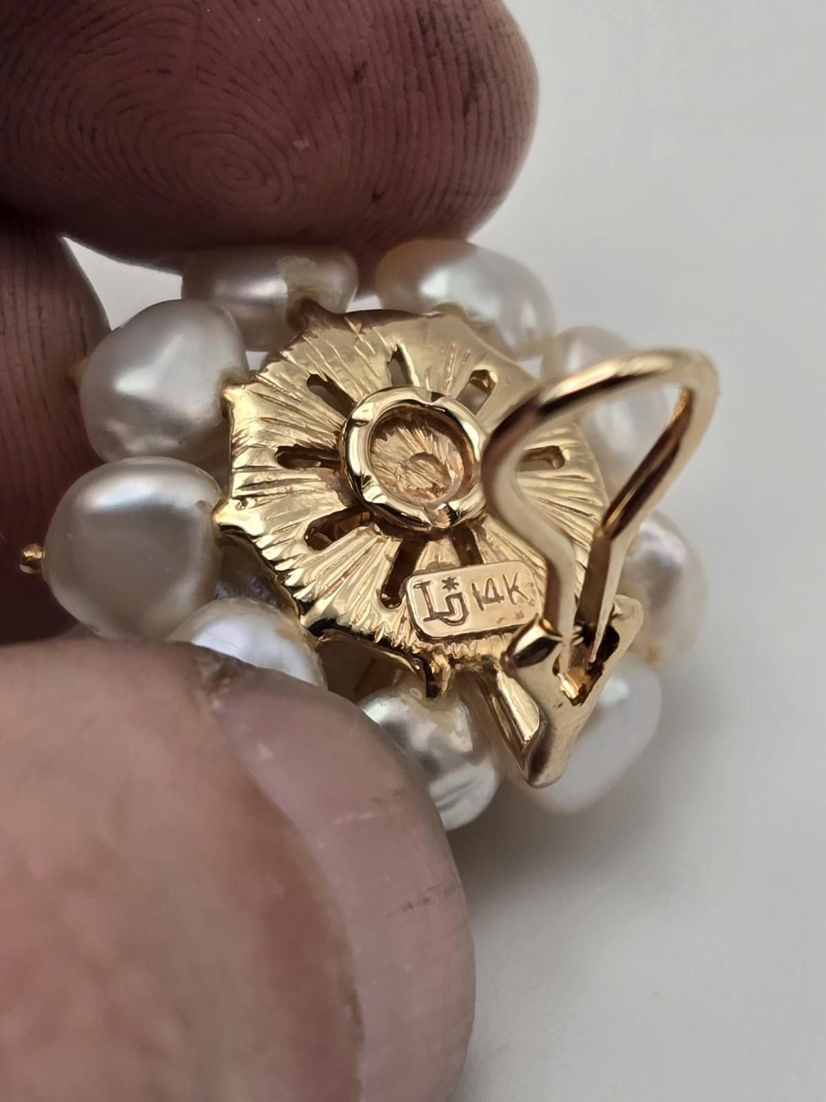 Other Vintage 14k Yellow Gold Pearl Cluster Earrings w/ Diamonds Size ONE SIZE - 6 Thumbnail