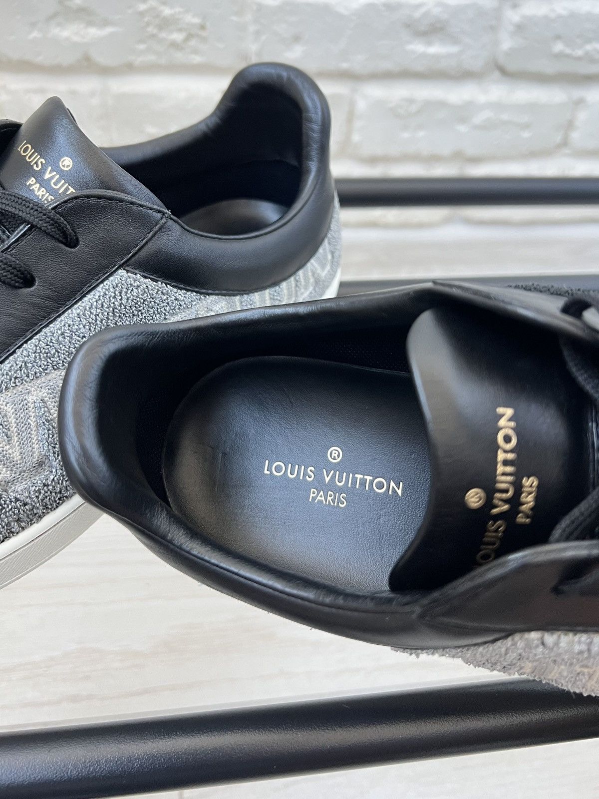 Louis Vuitton Louis Vuitton Black Leather Terry Logo Low Top Sneakers Size US 7 / EU 40 - 10 Thumbnail