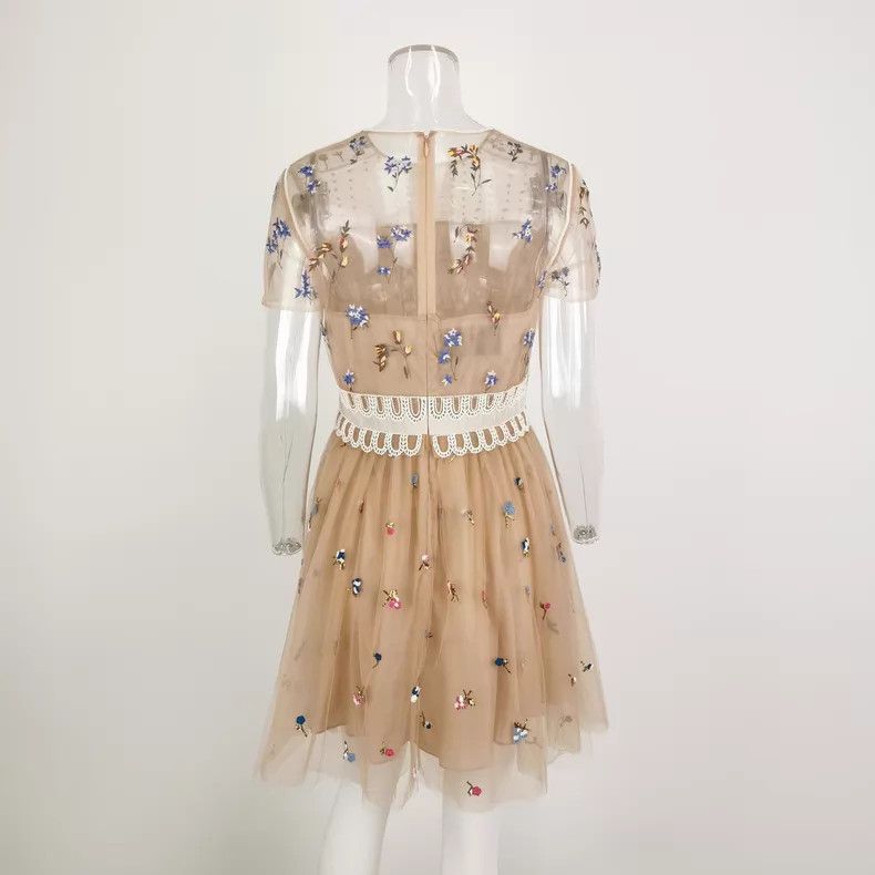 Valentino Valentino Embroidered studded bead round neck short sleeve Size S / US 4 / IT 40 - 3 Thumbnail