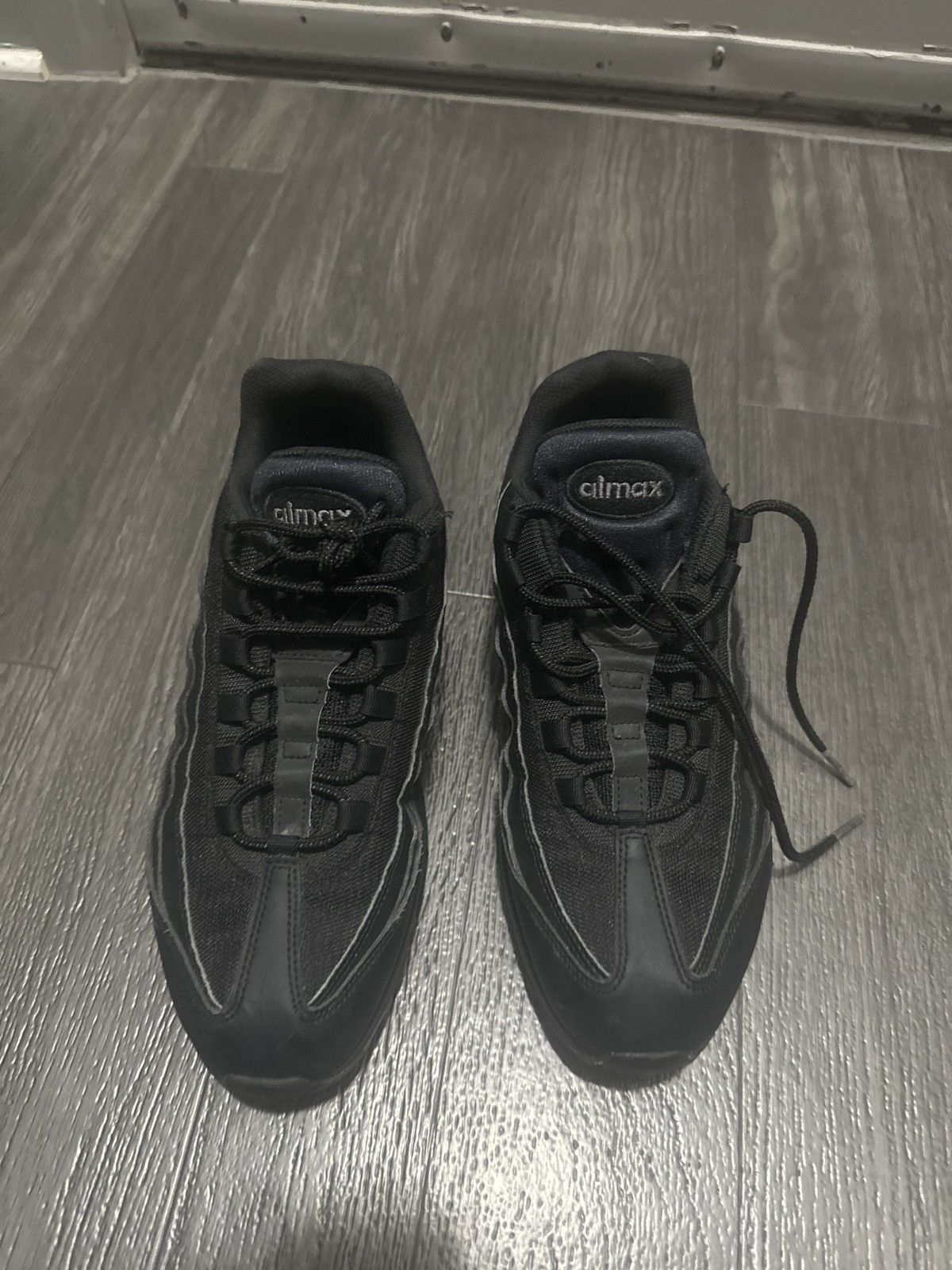 Nike Nike Air Max 95 Triple Black Size US 11 / EU 44 - 3 Thumbnail