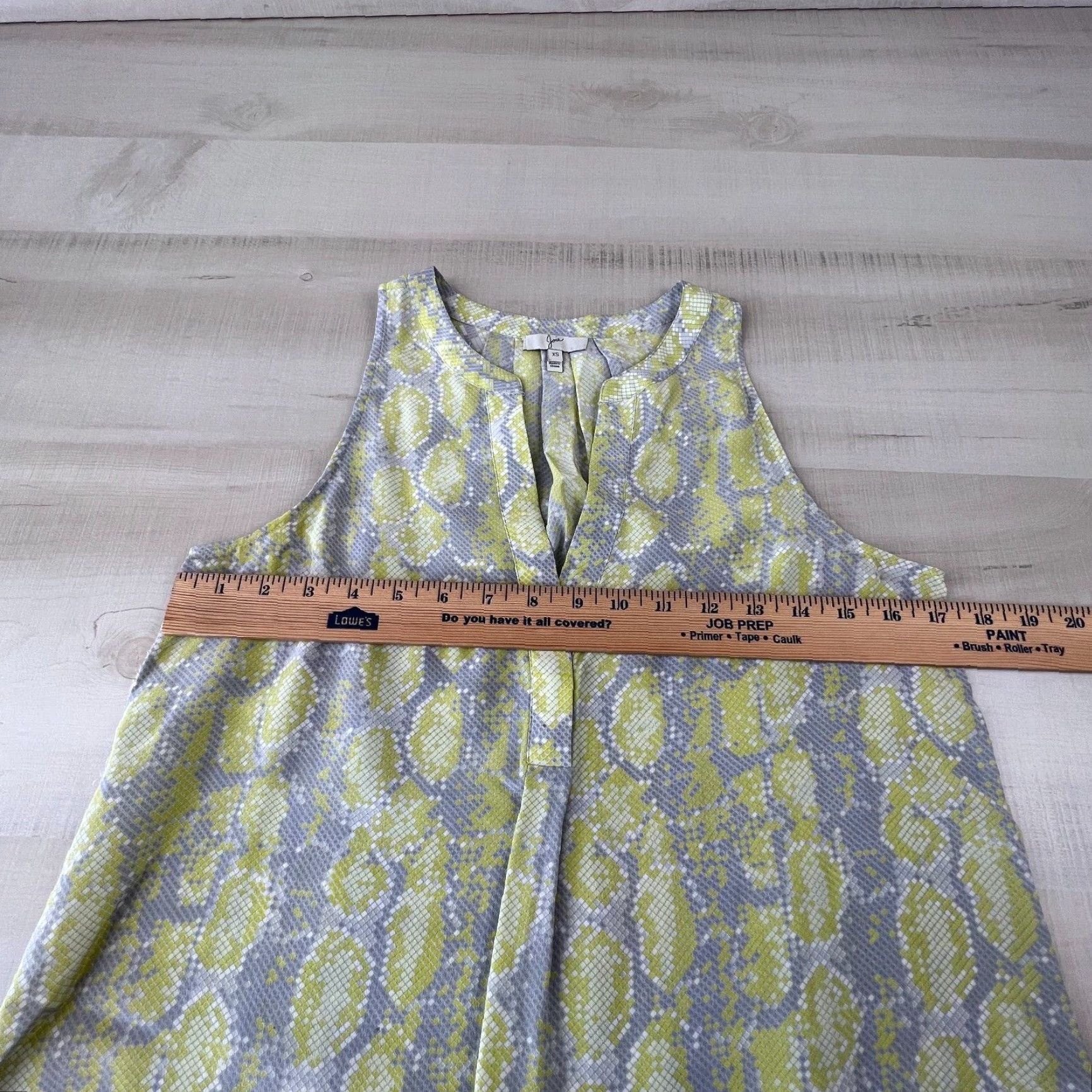 Joie Joie Womens Silk Top XS Extra Large Gray Yellow Snakeskin V Neck Blouse Size XS / US 0-2 / IT 36-38 - 7 Thumbnail