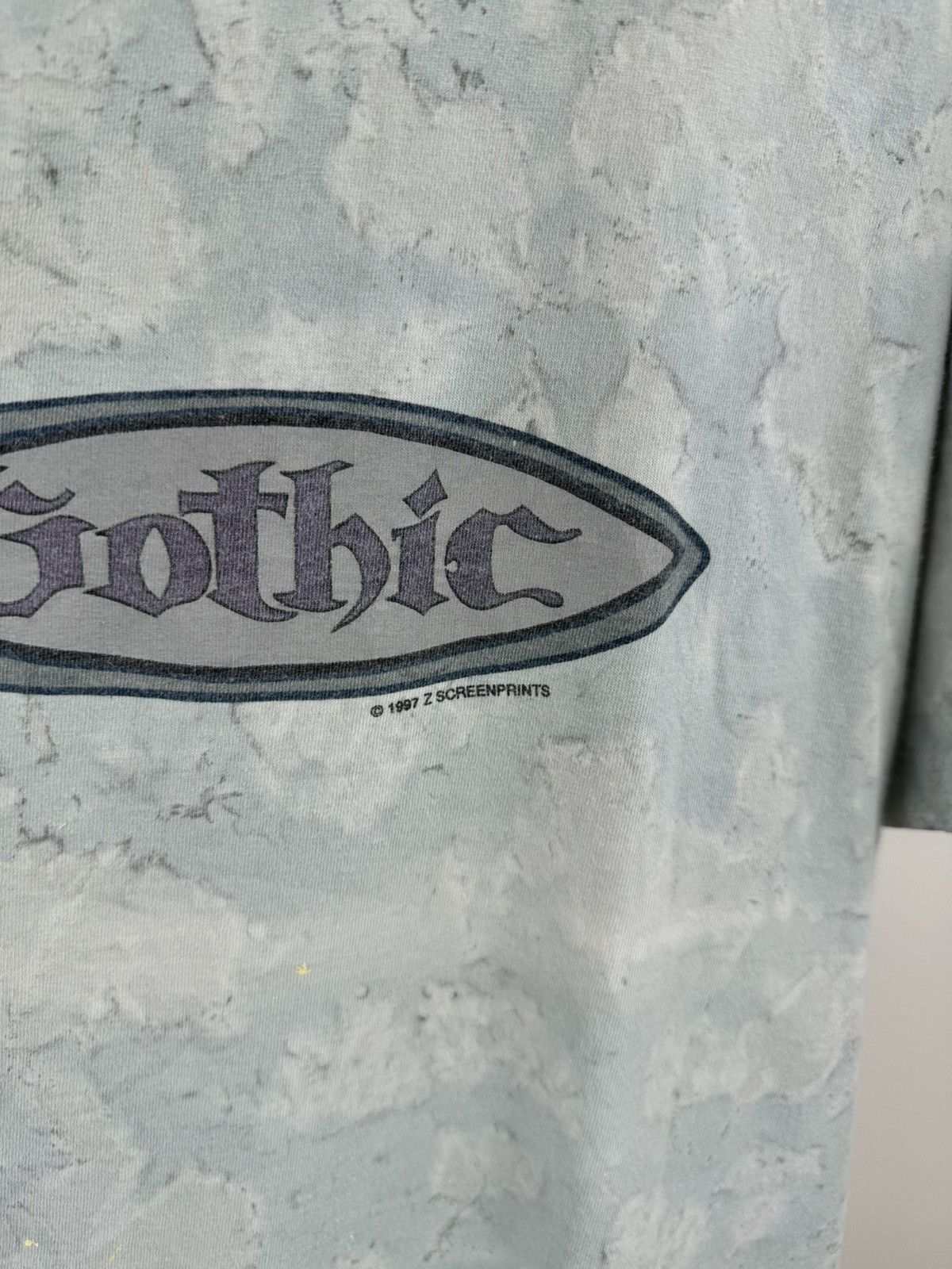 Vintage Vintage 1997 Gothic Surf Big Logo Tye Die Tee Size US L / EU 52-54 / 3 - 4 Thumbnail