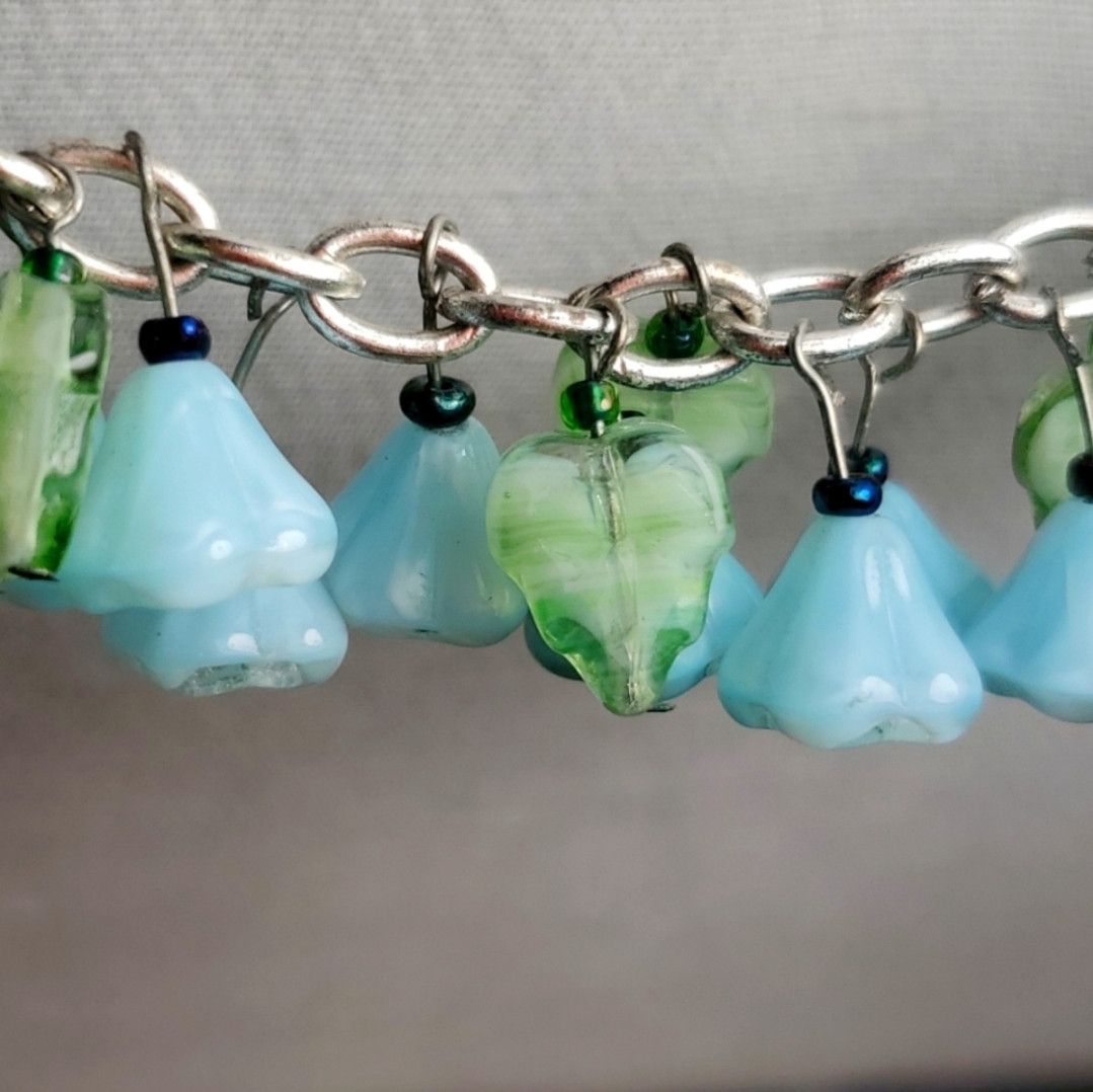 Handmade Charm 7" Bracelet Handmade Aqua Teal Green Flower Leaf Czech Size ONE SIZE - 6 Thumbnail