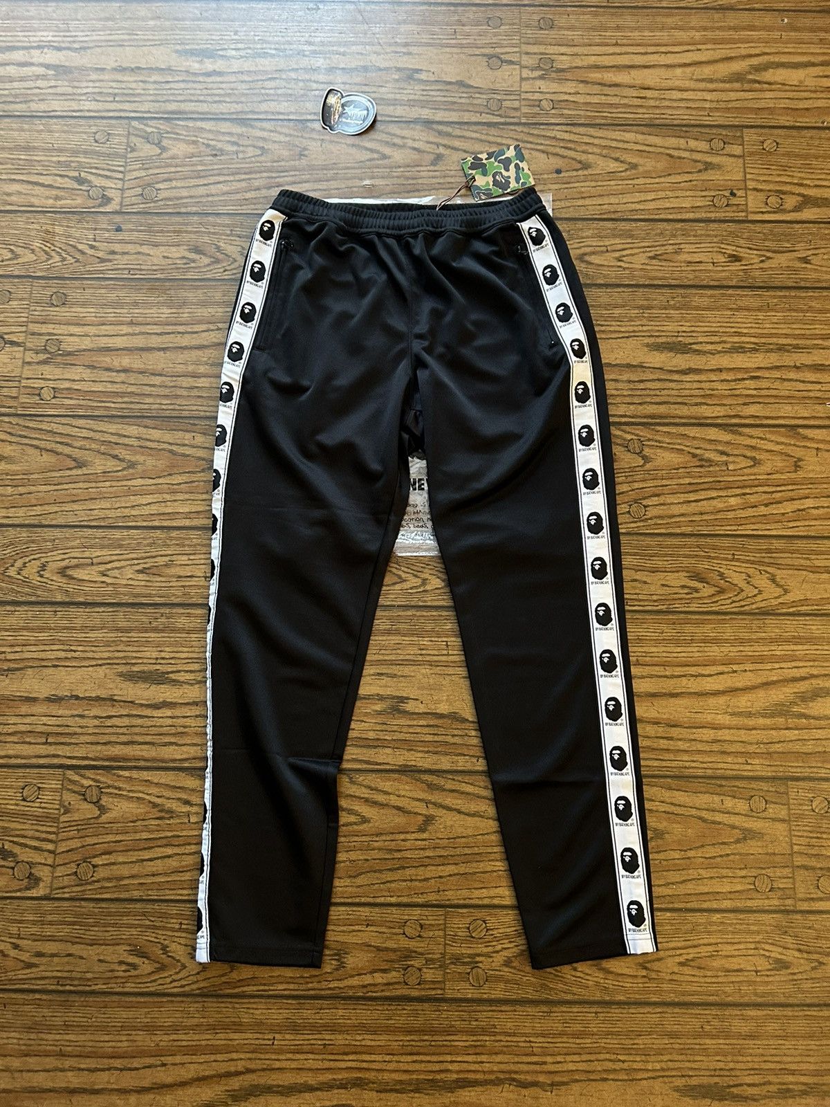 Bape NEW Bape Jersey Sweatpants Size US 32 / EU 48 - 1 Thumbnail