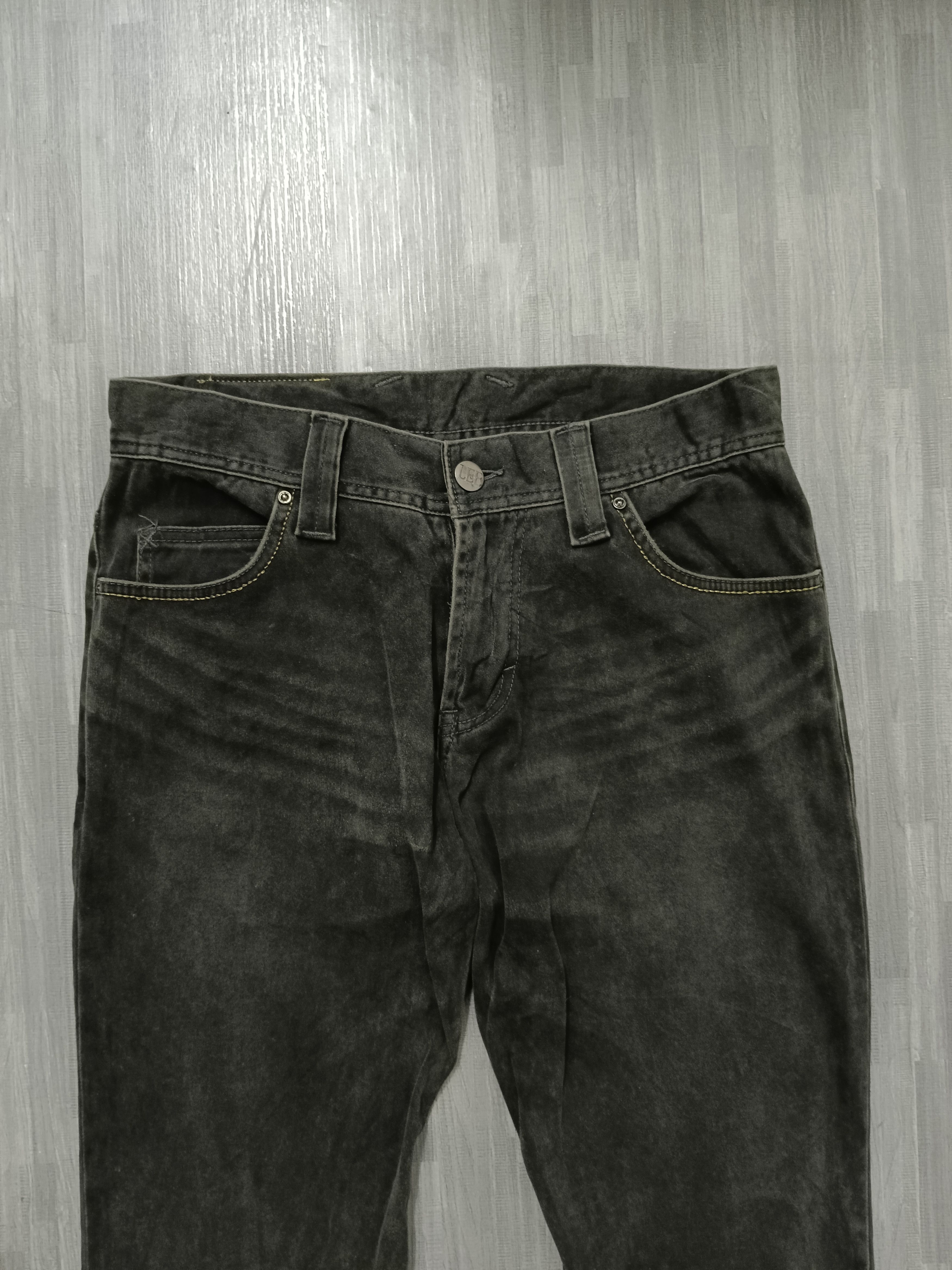 Lee DISTRESSED FADED FLARE TWIST LEE DENIM PANTS Size US 30 / EU 46 - 4 Thumbnail