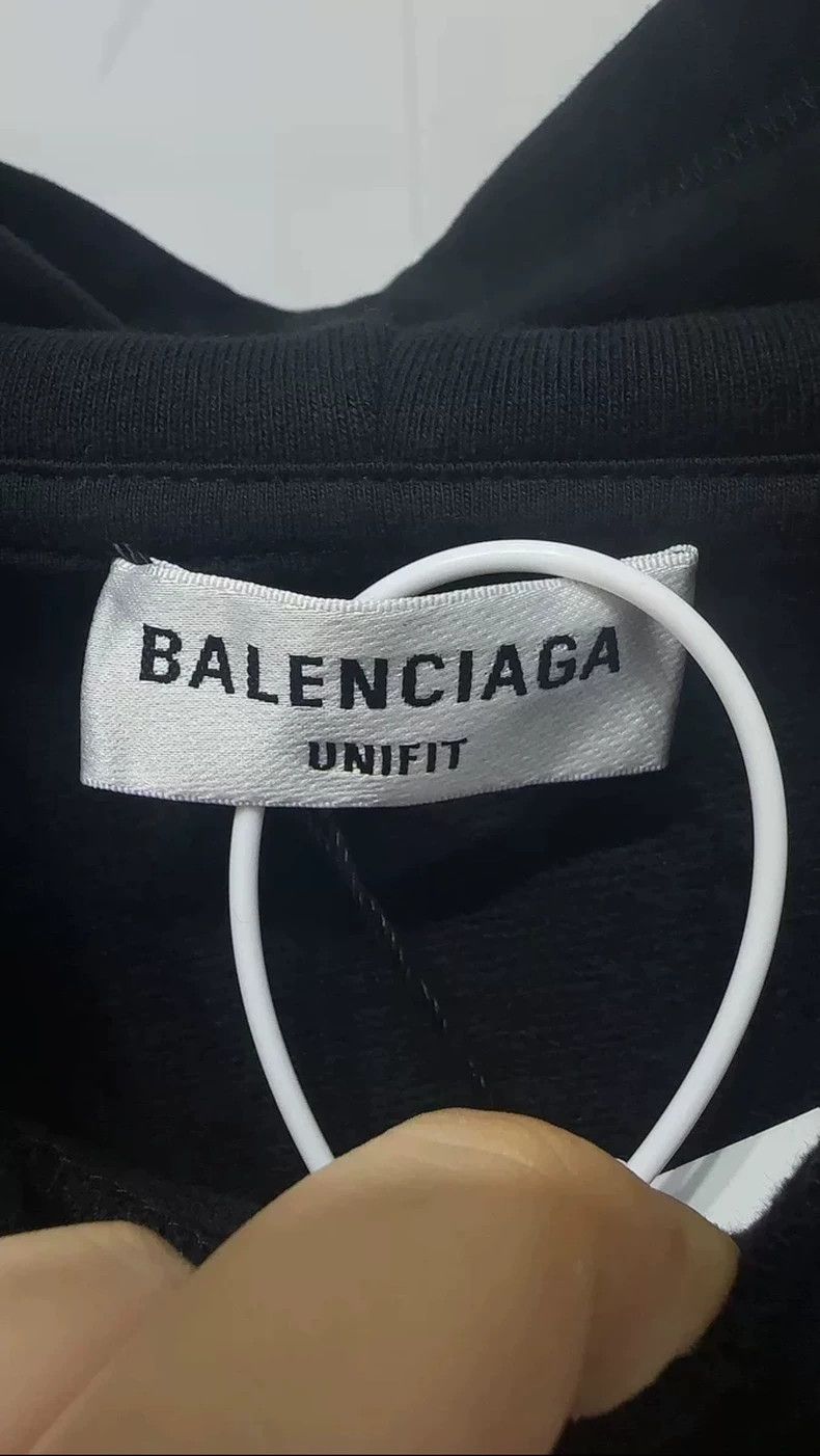 Balenciaga Balenciaga Glitter Crystal Art Fleece Sweatshirt Size US S / EU 44-46 / 1 - 7 Thumbnail