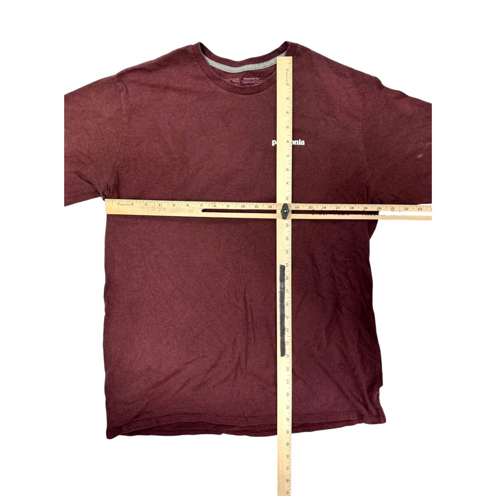 Patagonia Patagonia Responsibili-Tee T-Shirt Men's Large Burgundy Recycled Size US L / EU 52-54 / 3 - 2 Thumbnail