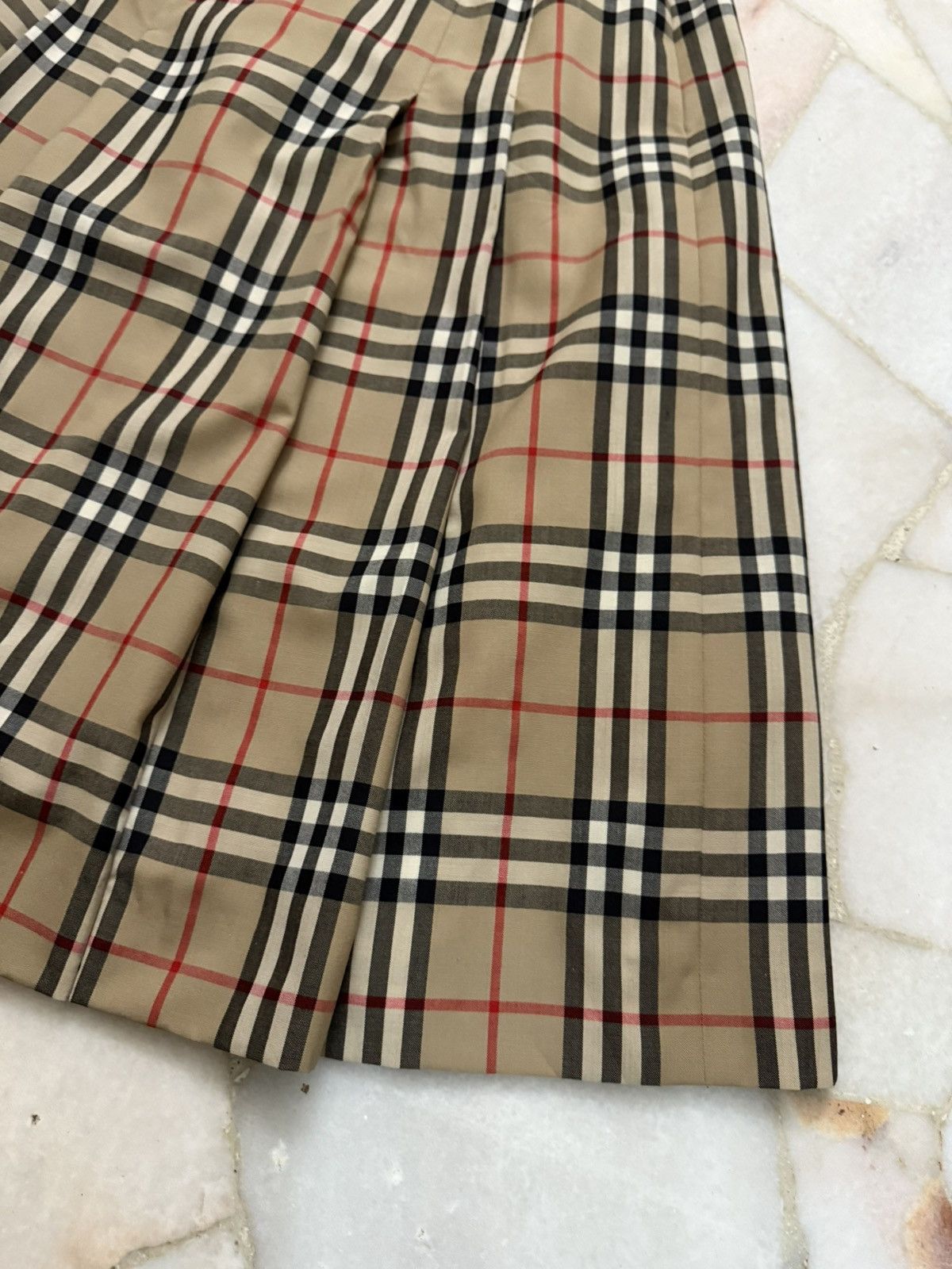 Burberry Vintage Burberrys Nova Check skirt Size 28" / US 6 / IT 42 - 4 Thumbnail
