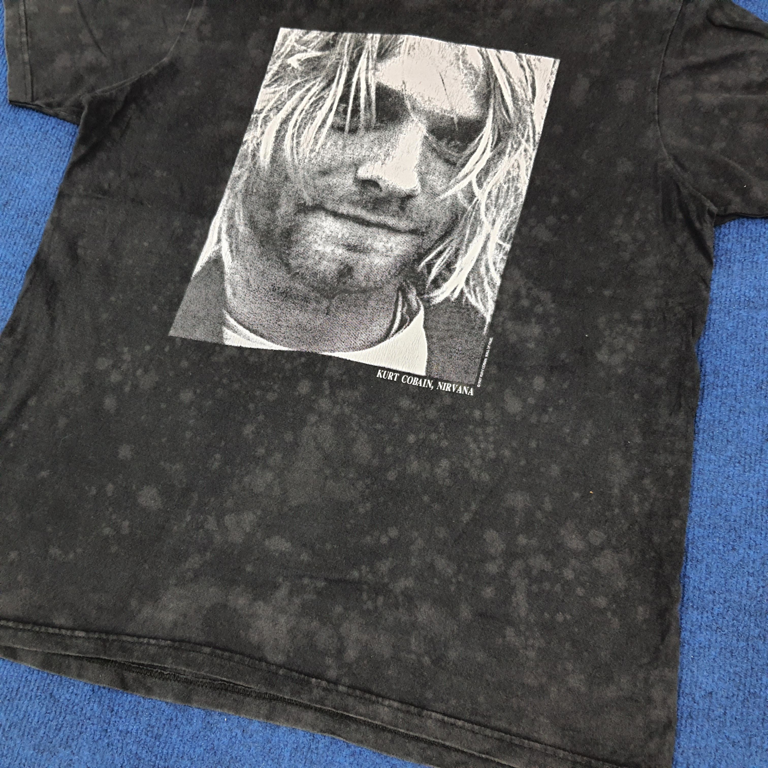 Band Tees × Vintage Vintage Kurt Cobain Photo Tee Band Tshirt Size US L / EU 52-54 / 3 - 2 Thumbnail