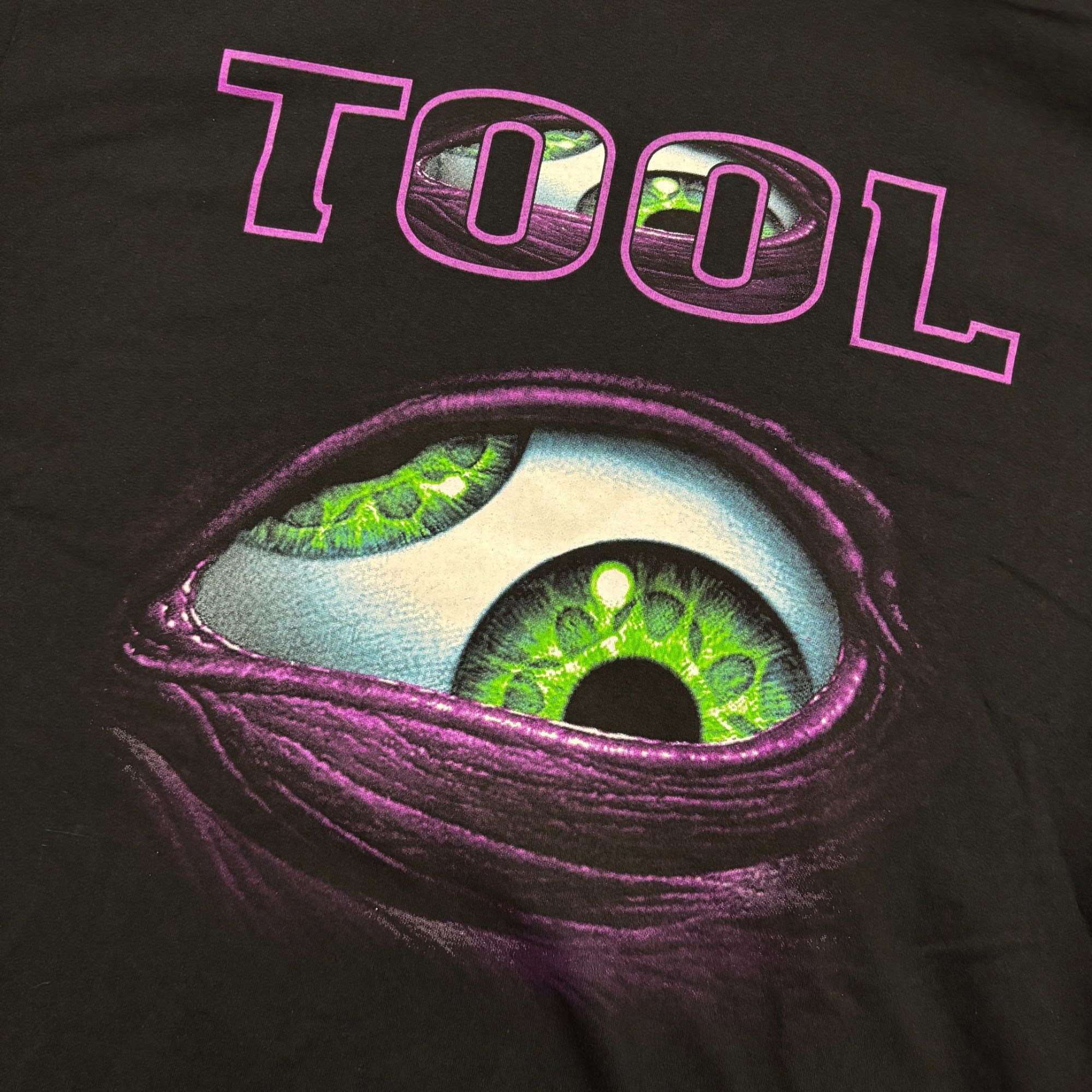 Band Tees Tool Aenima CD Back Cover Eye Progressive Metal Band Tee L Size US L / EU 52-54 / 3 - 4 Thumbnail