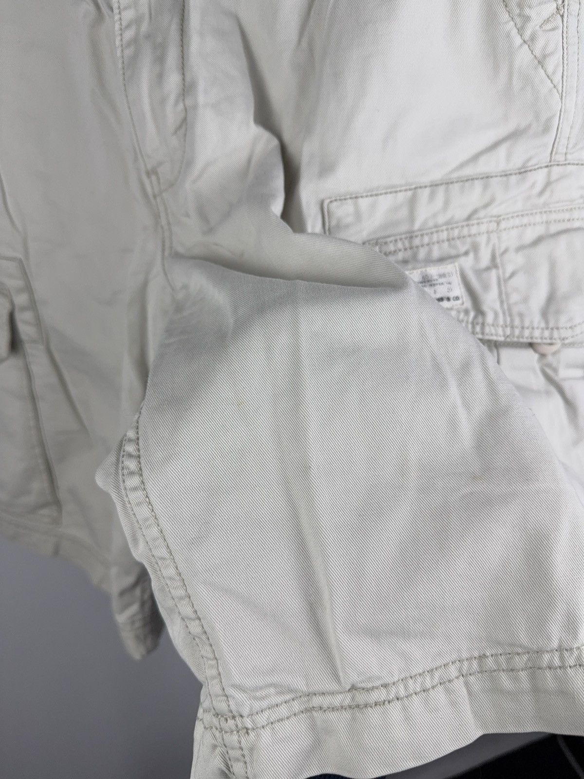Levi's × Vintage Crazy Vintage 00s Baggy Skater Style Levis Cargo Shorts Size US 33 - 5 Thumbnail