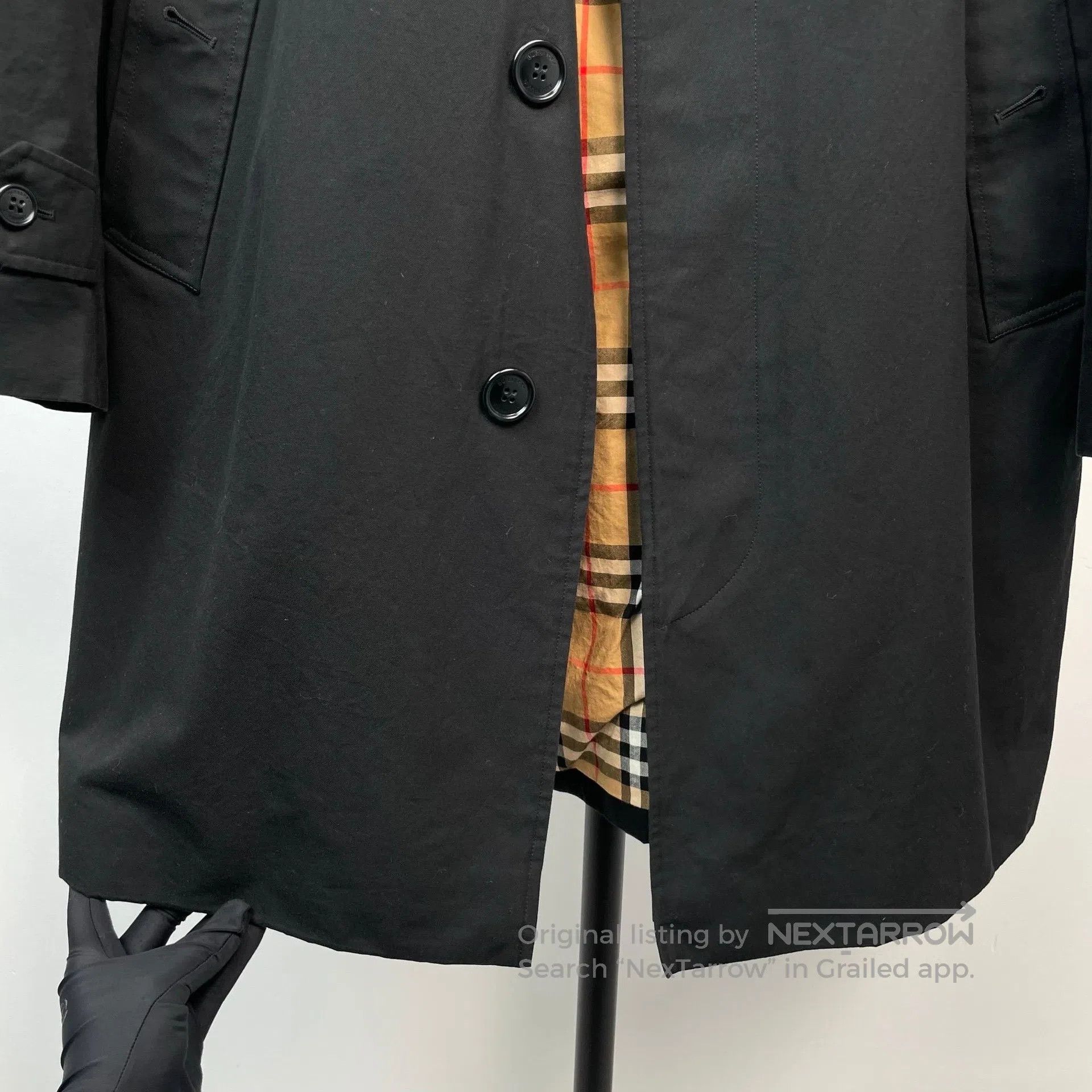 Burberry Burberry Black Plaid Collar Buttoned Long Trench Coat| Size US S / EU 44-46 / 1 - 8 Thumbnail