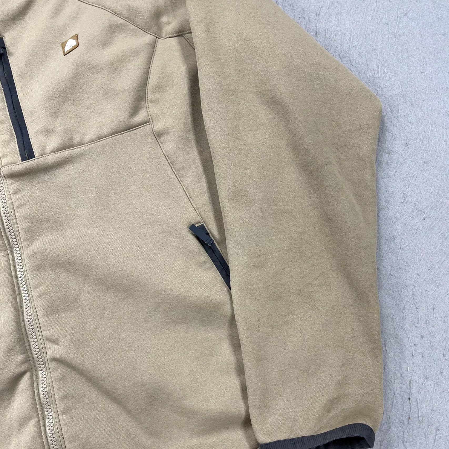 Nike ACG VINTAGE Nike ACG Jacket Mens Large Brown Gold Fleece Therma Fit Layer 2 90s Size US L / EU 52-54 / 3 - 4 Thumbnail