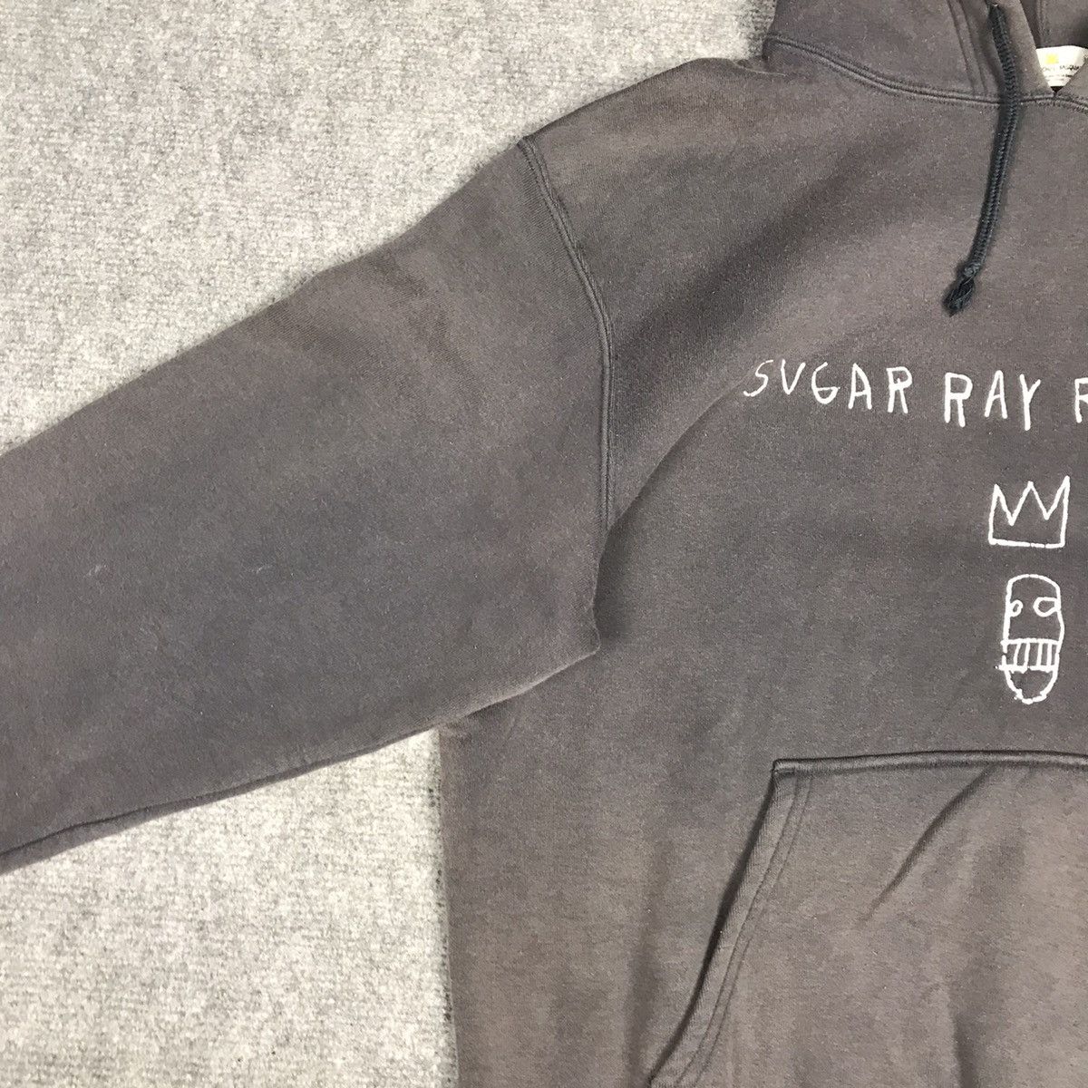 Jean-Michel Basquiat JEAN MICHEL BASQUIAT X SUGER RAY ROBINSON GRAY FADED HOODIES Size US M / EU 48-50 / 2 - 7 Thumbnail