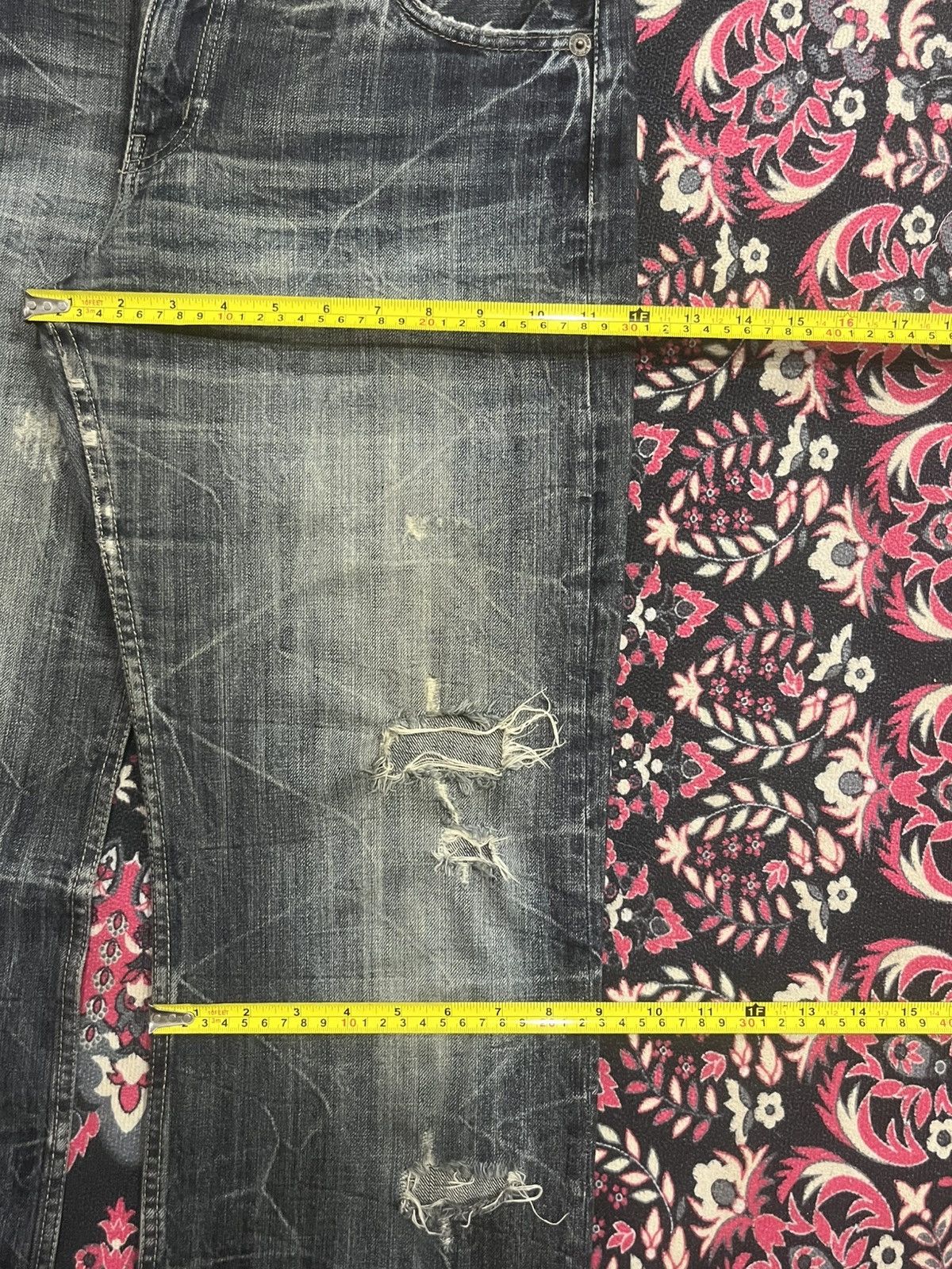 Le Grande Bleu (L.G.B.) Oririn Slogan Embroidered Thunder Washed Distressed Jeans Size US 34 / EU 50 - 13 Thumbnail