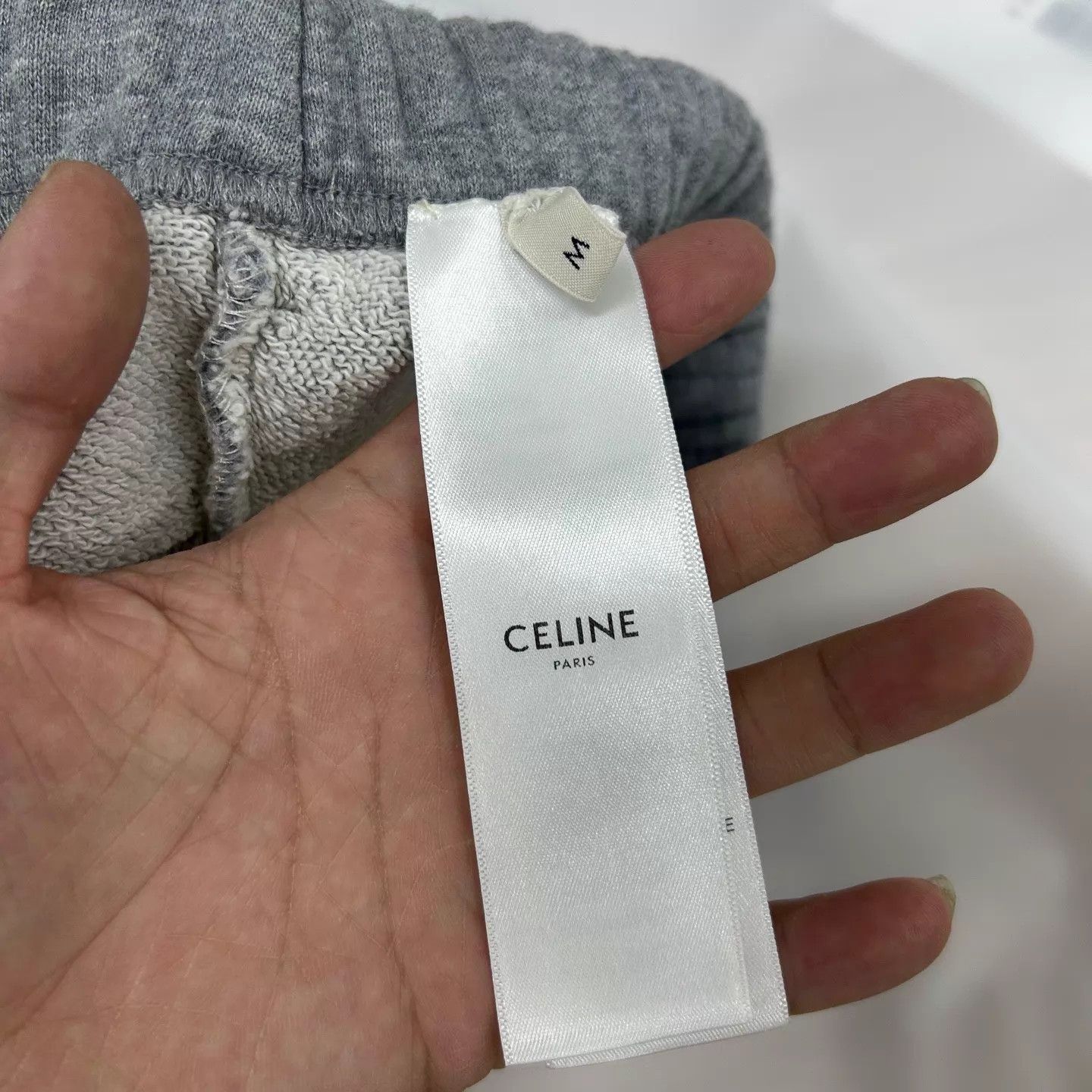 Celine CELINE gray raw hem shorts M NWOT ys002606 Size 27" / US 4 / IT 40 - 5 Thumbnail