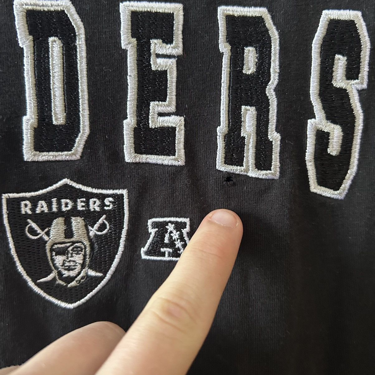 NFL Vintage NFL Raiders big logo Sport streetwear tee Size US S / EU 44-46 / 1 - 4 Thumbnail