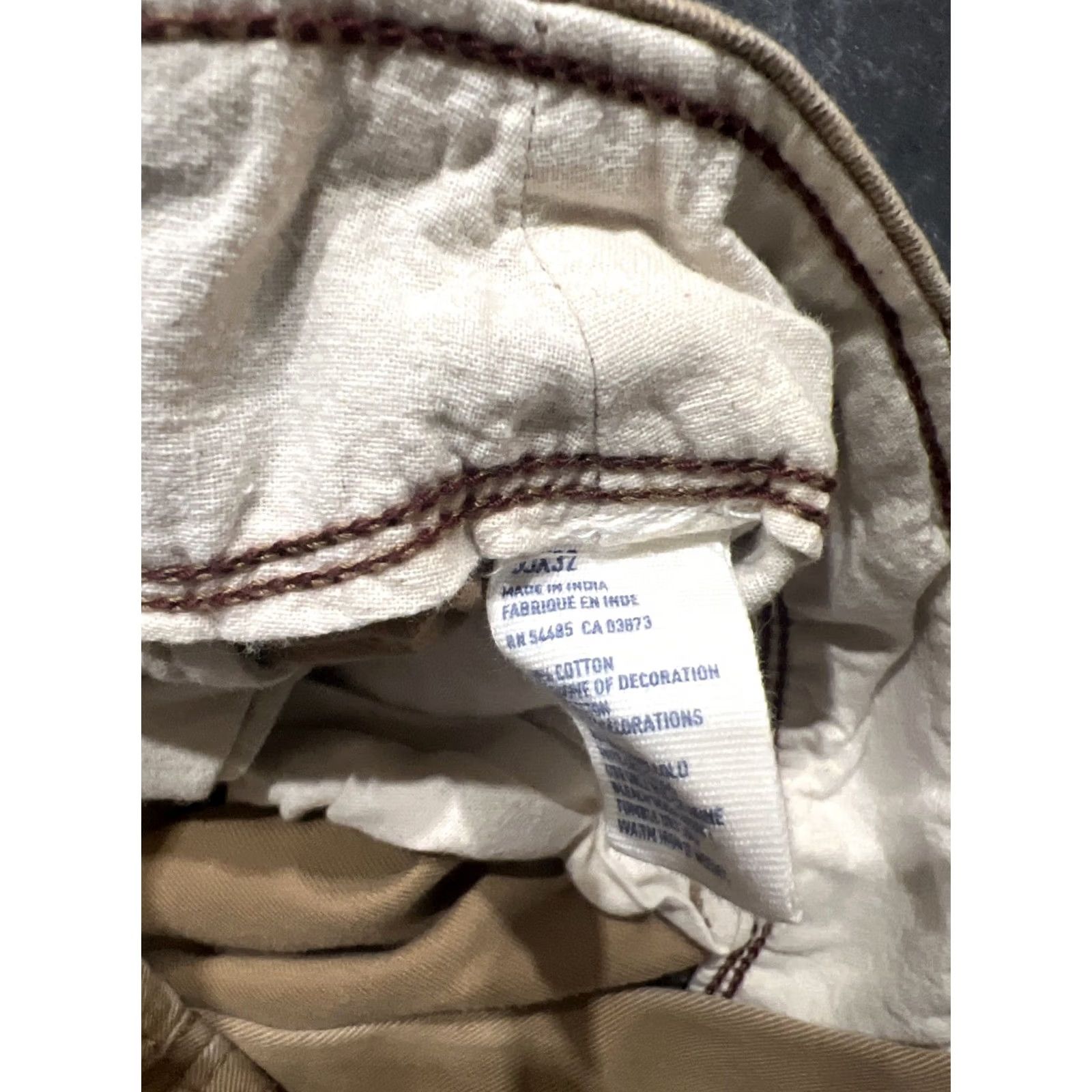 American Eagle Outfitters American Eagle Outfitters Pants Chino Slim Tapered Beige 33/32 Men Regular Inseam 31in Slits at Bottom Size US 31 - 6 Thumbnail