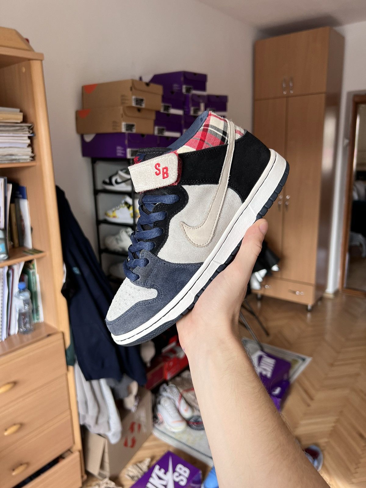 Nike RARE Nike Dunk Mid Sb Goofy Boy 2009 Size US 7 / EU 40 - 5 Thumbnail