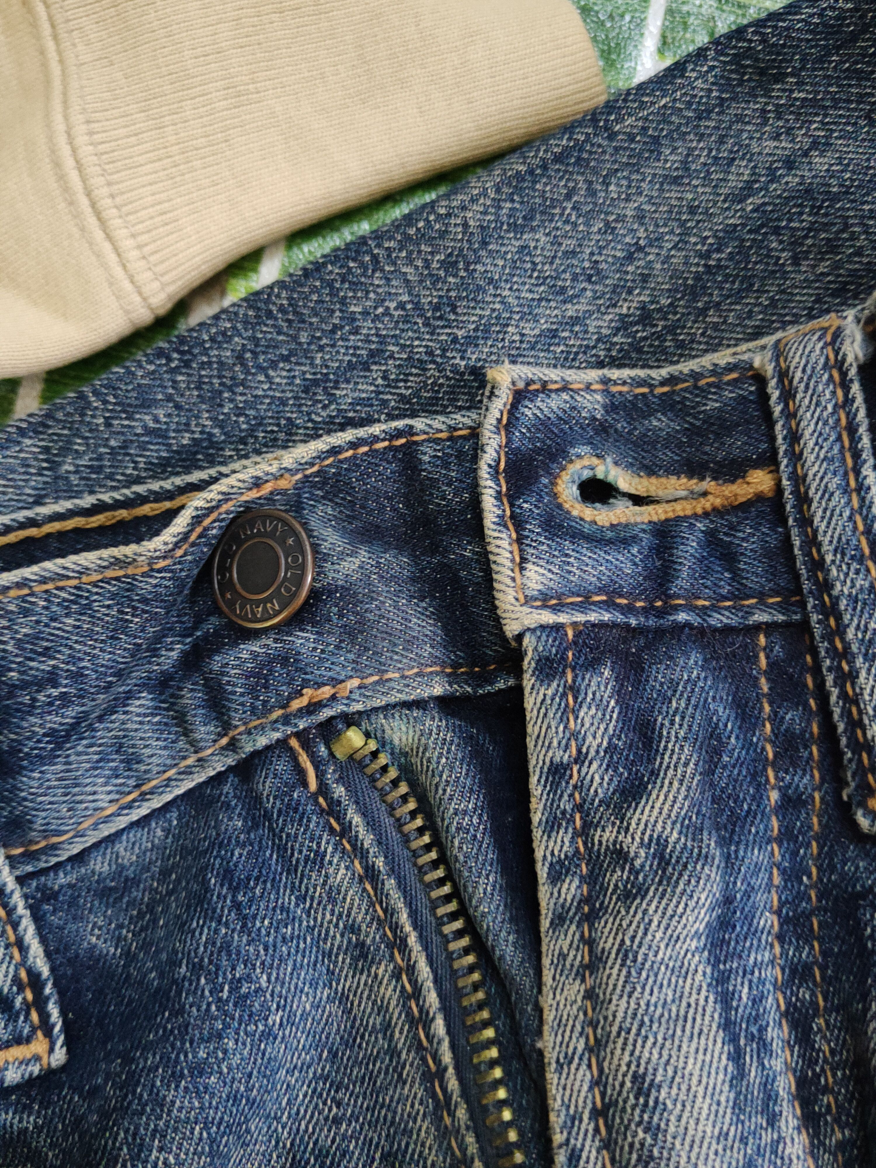 Vintage Old Navy Dark Blue Distressed Ripped denim Jeans #W1567 Size US 29 - 15 Thumbnail