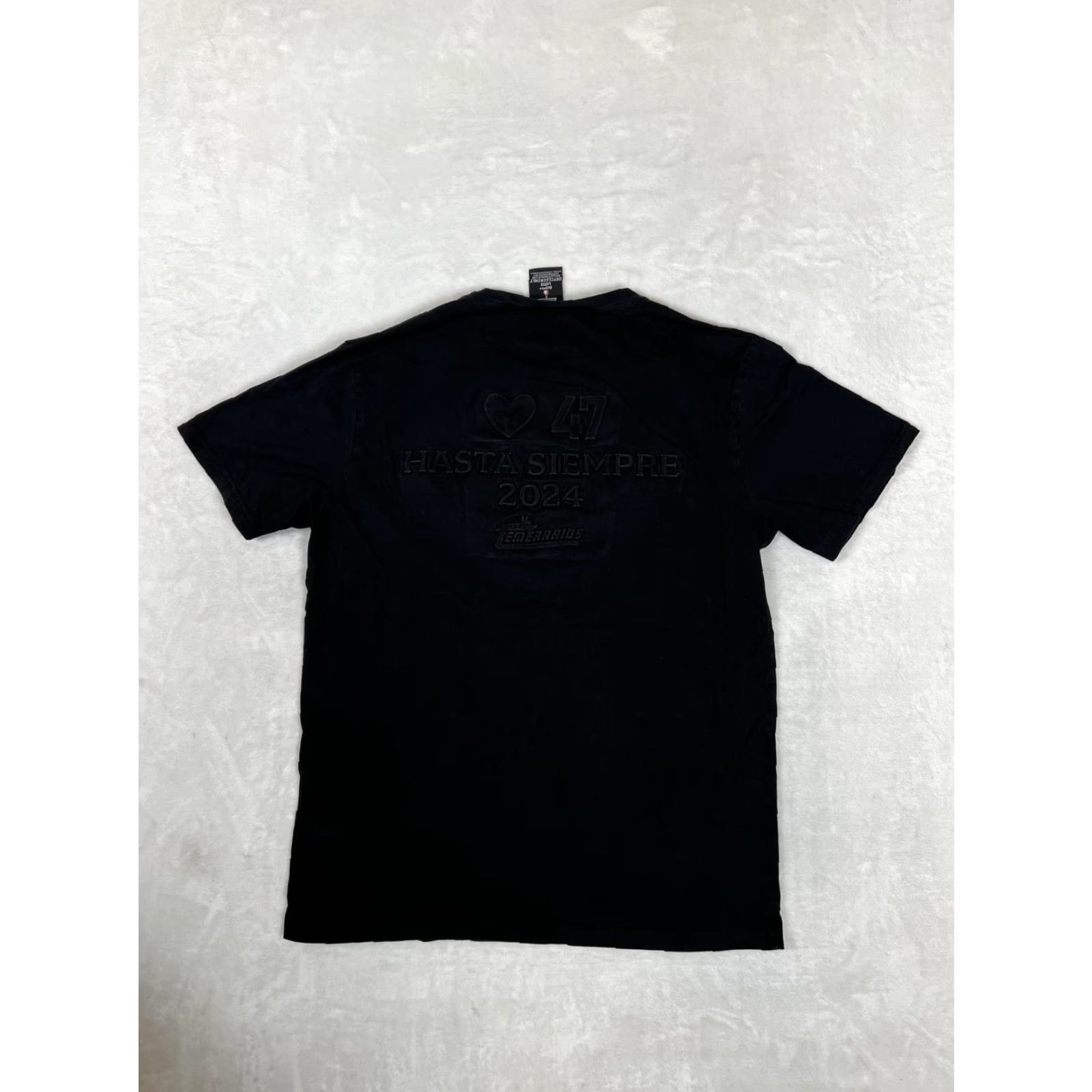Vintage Bullseye Merch Los Temerarios Hasta Siempre 2024 Concert Graphic T-Shirt Mens Large Black Crew Neck Short Sleeve Graphic Print Size US L / EU 52-54 / 3 - 7 Thumbnail