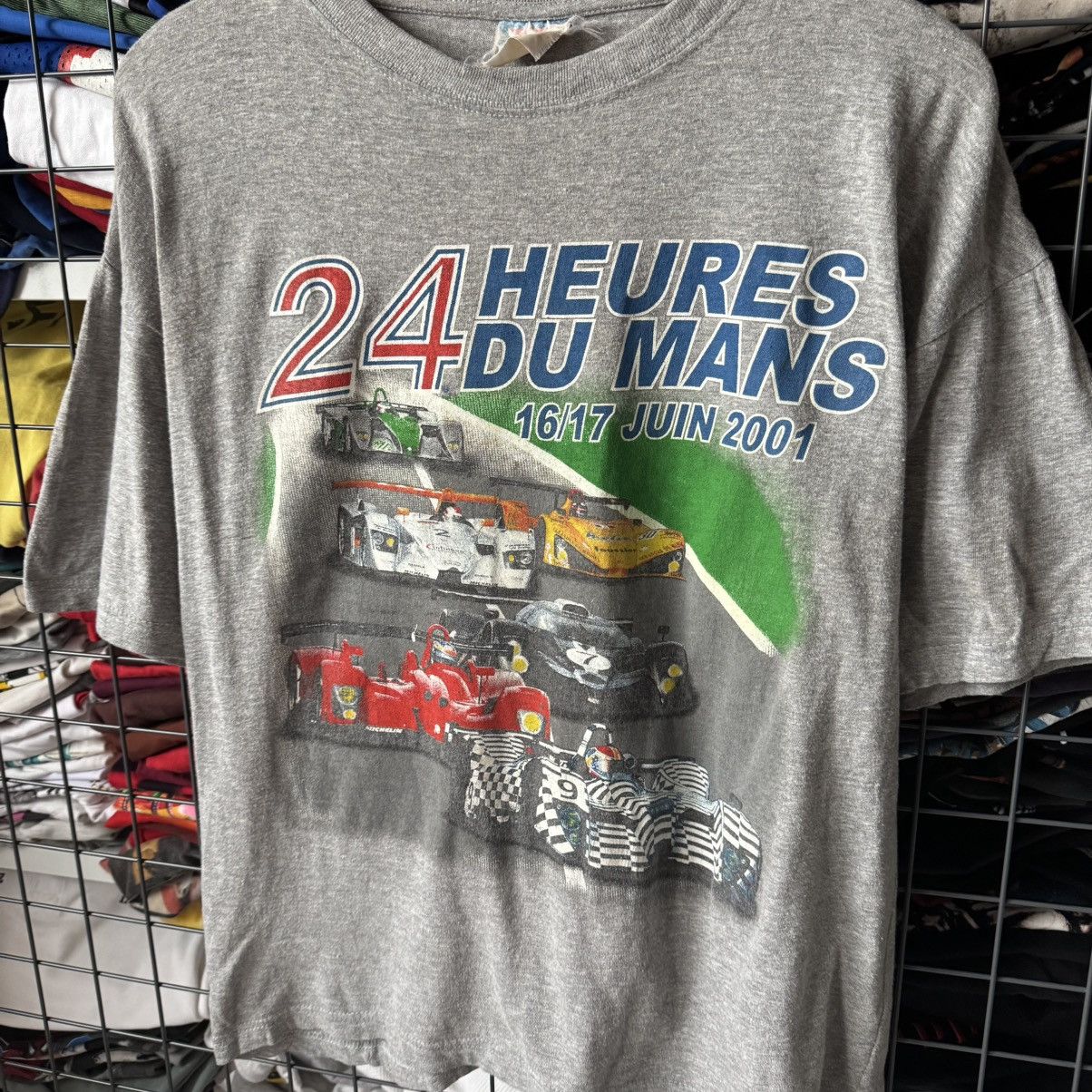 Vintage Vintage 24 Heures Du Mans 2001 Racing F-1 T-shirt Size US M / EU 48-50 / 2 - 4 Thumbnail