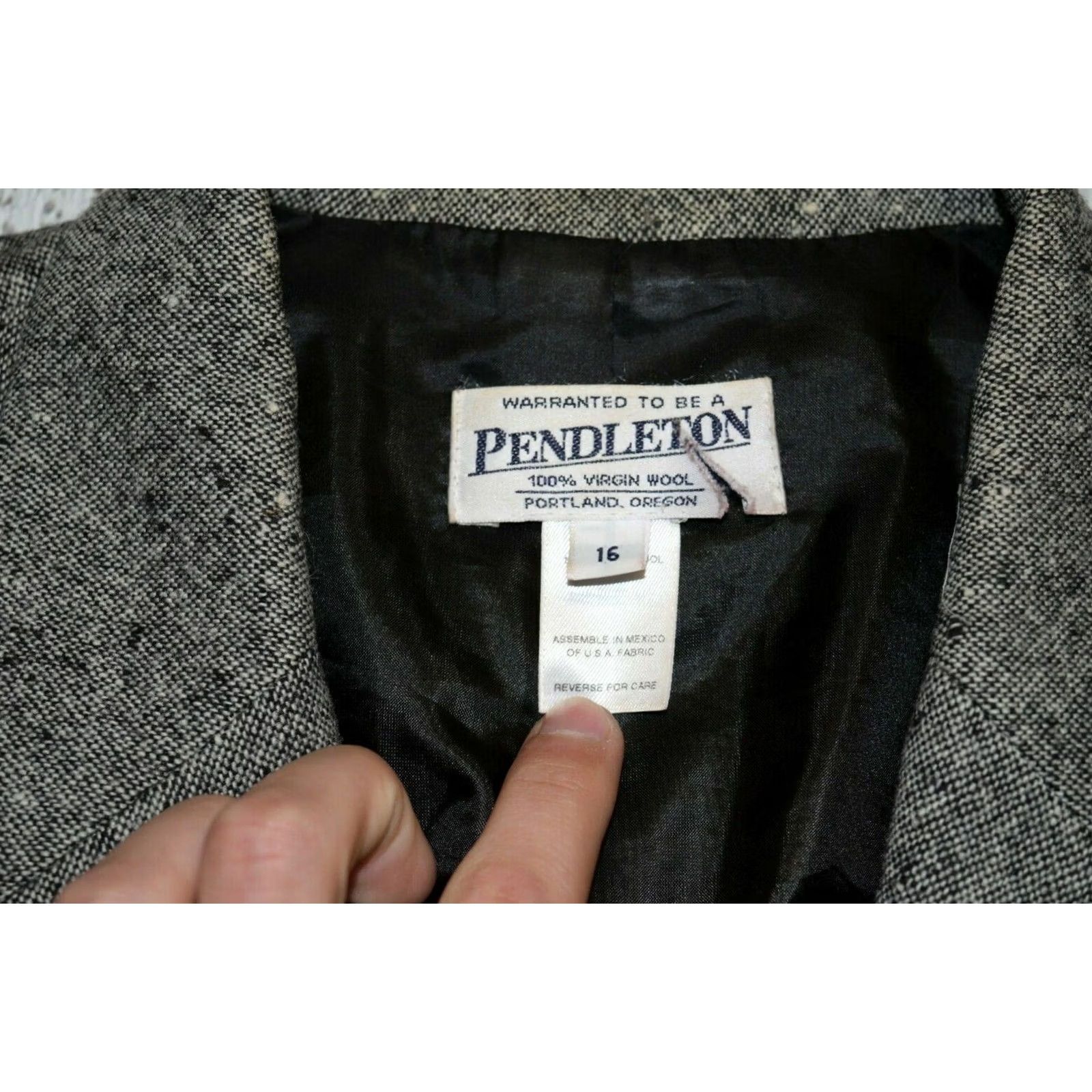 Pendleton VINTAGE Pendleton Blazer Shirt Womens 16 Gray Wool Lined 2-Button Notch Shawl 70s Pant Suit Size 38" / US 16 / IT 52 - 4 Thumbnail