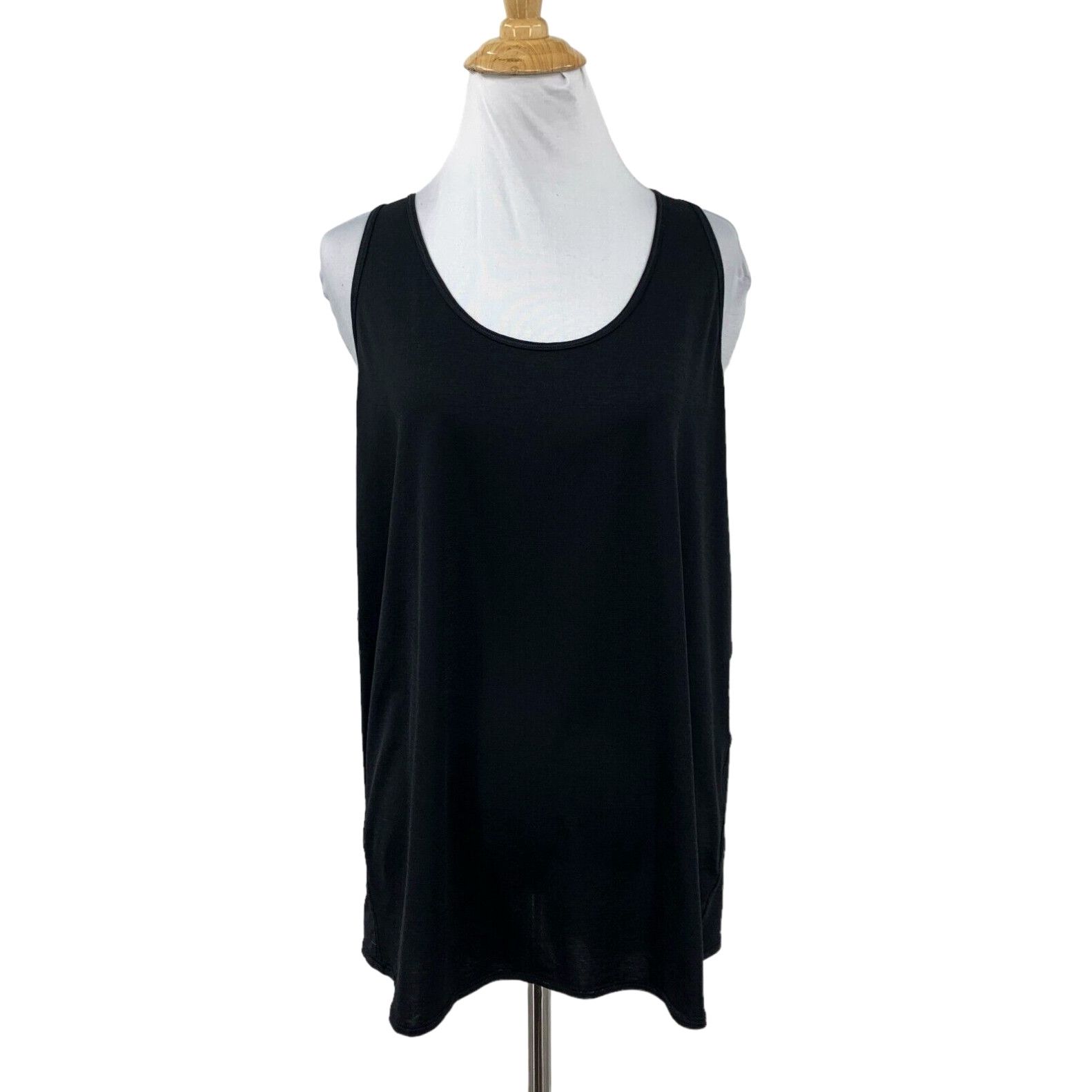 Lululemon Lululemon Tank Top Womens 10 Black Pleated Back Sleeveless Scoop  Neck Athletic