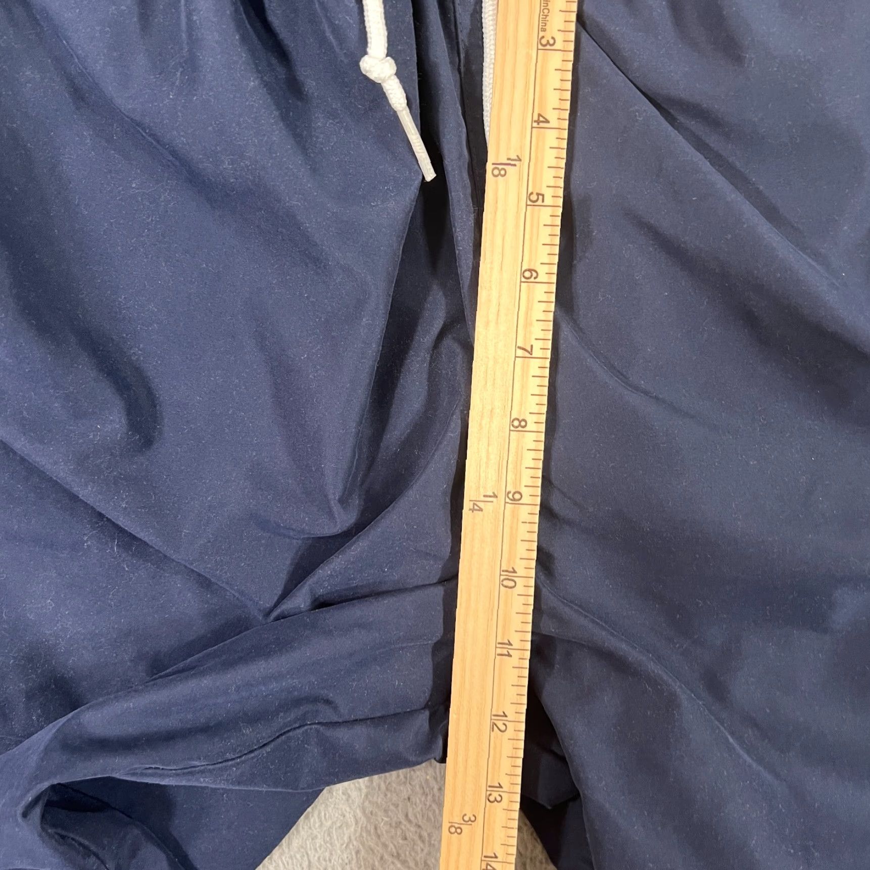 Nike Nike Shorts Men XXL Gray Navy Blue Logo Pocket Trunk Active Swim Bottom Bag Pocket Trunks Y2K Size US 39 - 5 Thumbnail