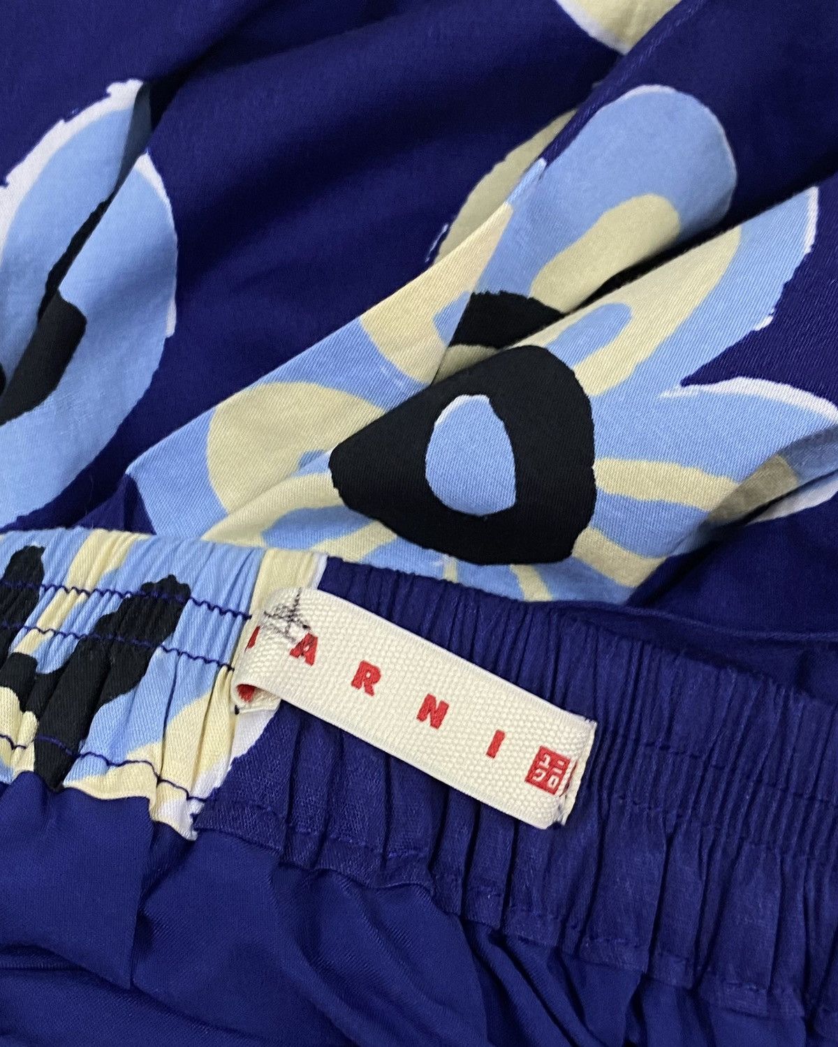 Marni × Uniqlo Marni Uniqlo Balloon Shape Flower Print Skirt Blue Size 27" / US 4 / IT 40 - 12 Thumbnail