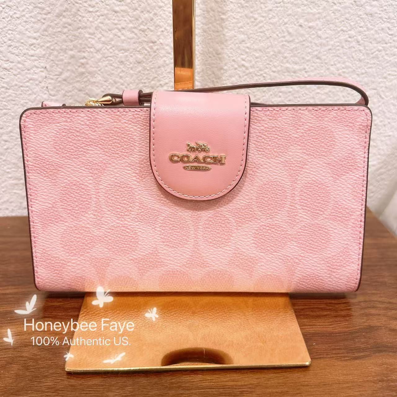 NWT Coach Phone Wallet In Signature Canvas CW780