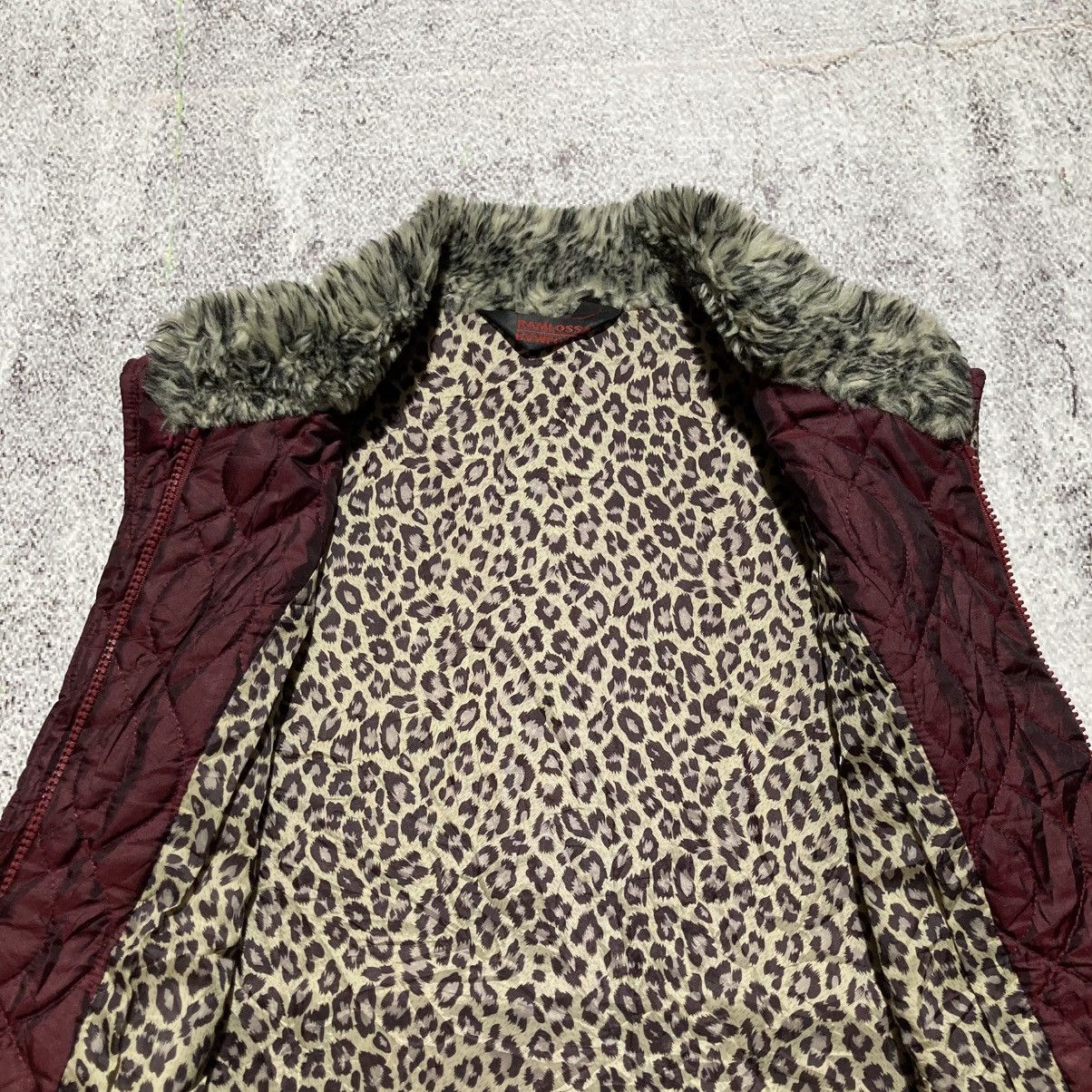 Japanese Brand 2000s Ramlossa Puffer Inner Leopard Motif Vest Red Lgb Size US L / EU 52-54 / 3 - 4 Thumbnail