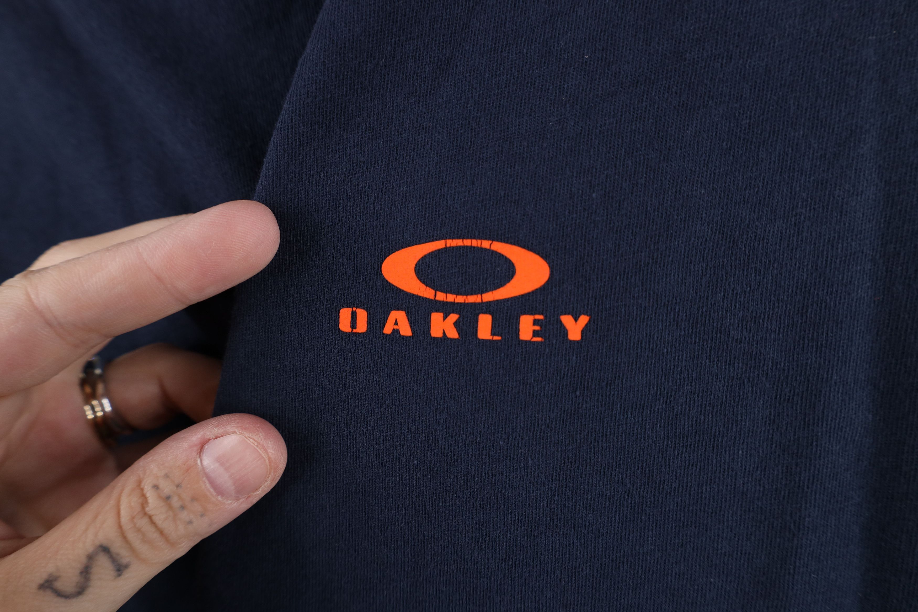Oakley Vintage Oakley Spell Out Striped Flower Short Sleeve T-Shirt Size US M / EU 48-50 / 2 - 5 Thumbnail