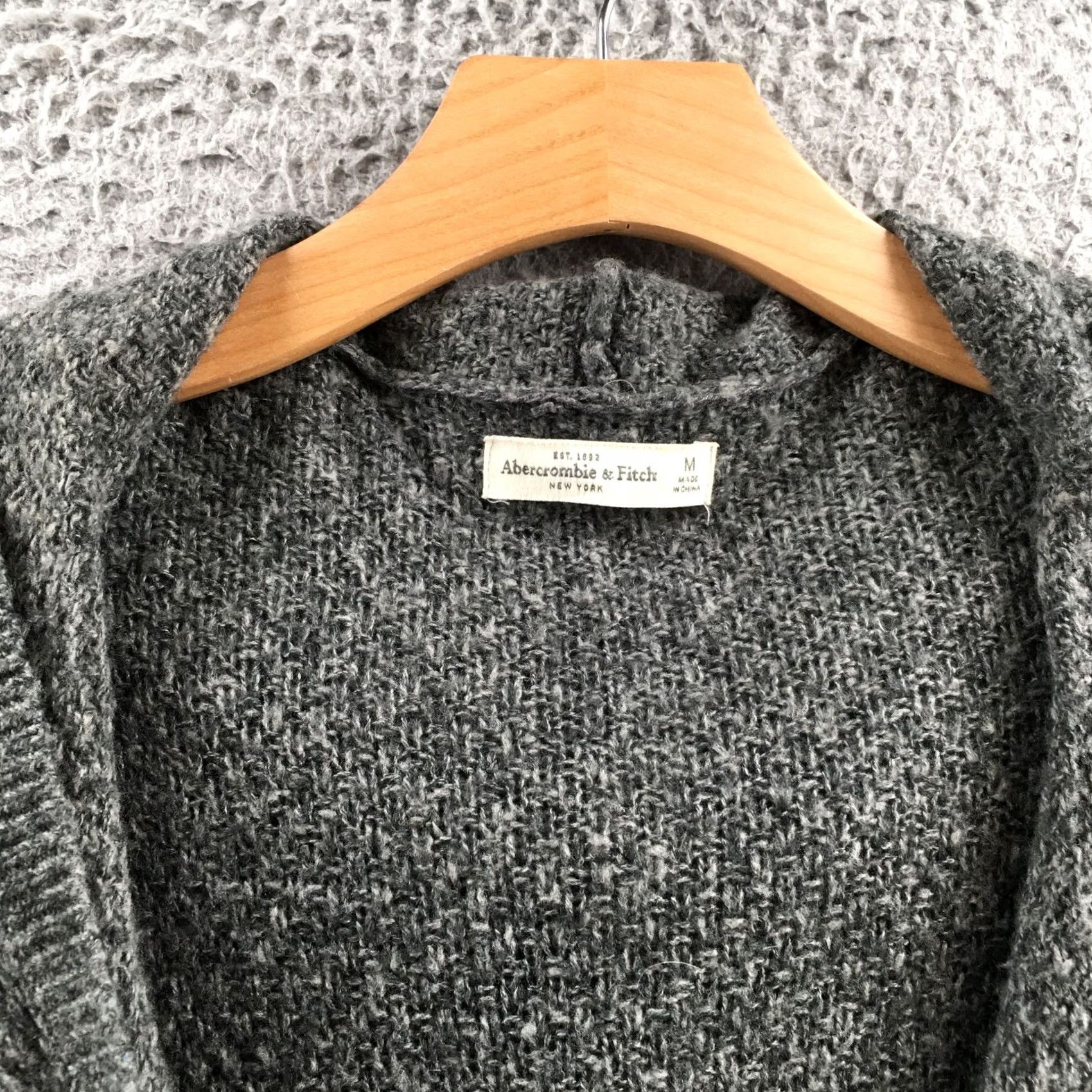 Abercrombie & Fitch Abercrombie & Fitch Sweater Womens M Gray Knitted Long Sleeve Hooded Pullover Size M / US 6-8 / IT 42-44 - 3 Thumbnail