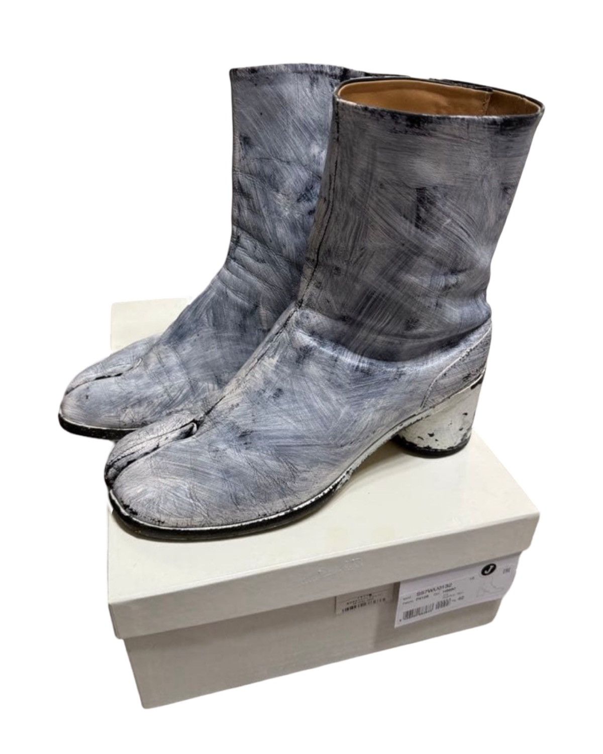 Maison Margiela 🔥RARE🔥 Maison Margiela Tabi boots Size US 9 / EU 42 - 1 Thumbnail