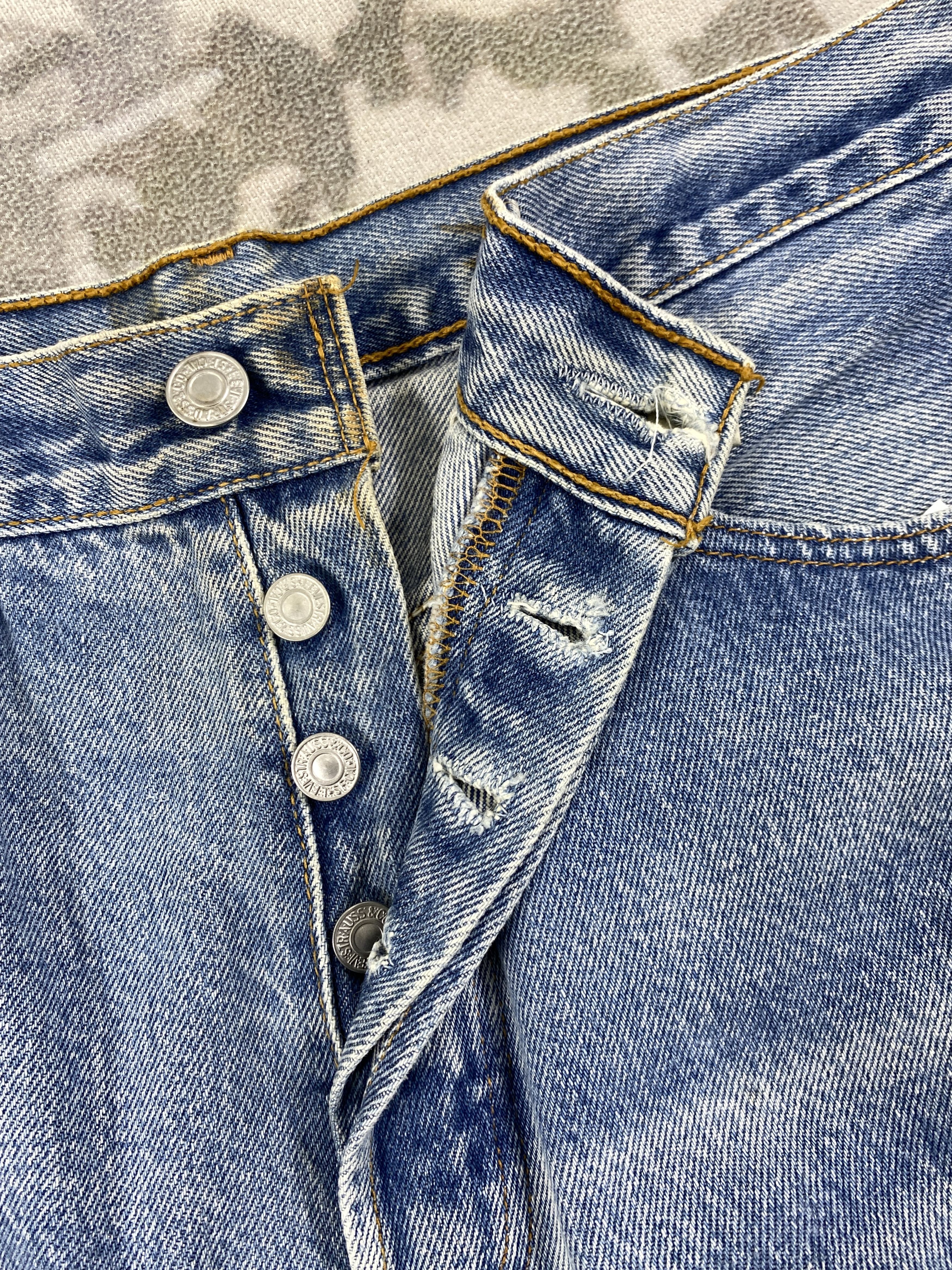 Levi's Faded Blue Vintage Levis 501 Jeans 29x19 - JN3031 Size US 29 - 5 Thumbnail
