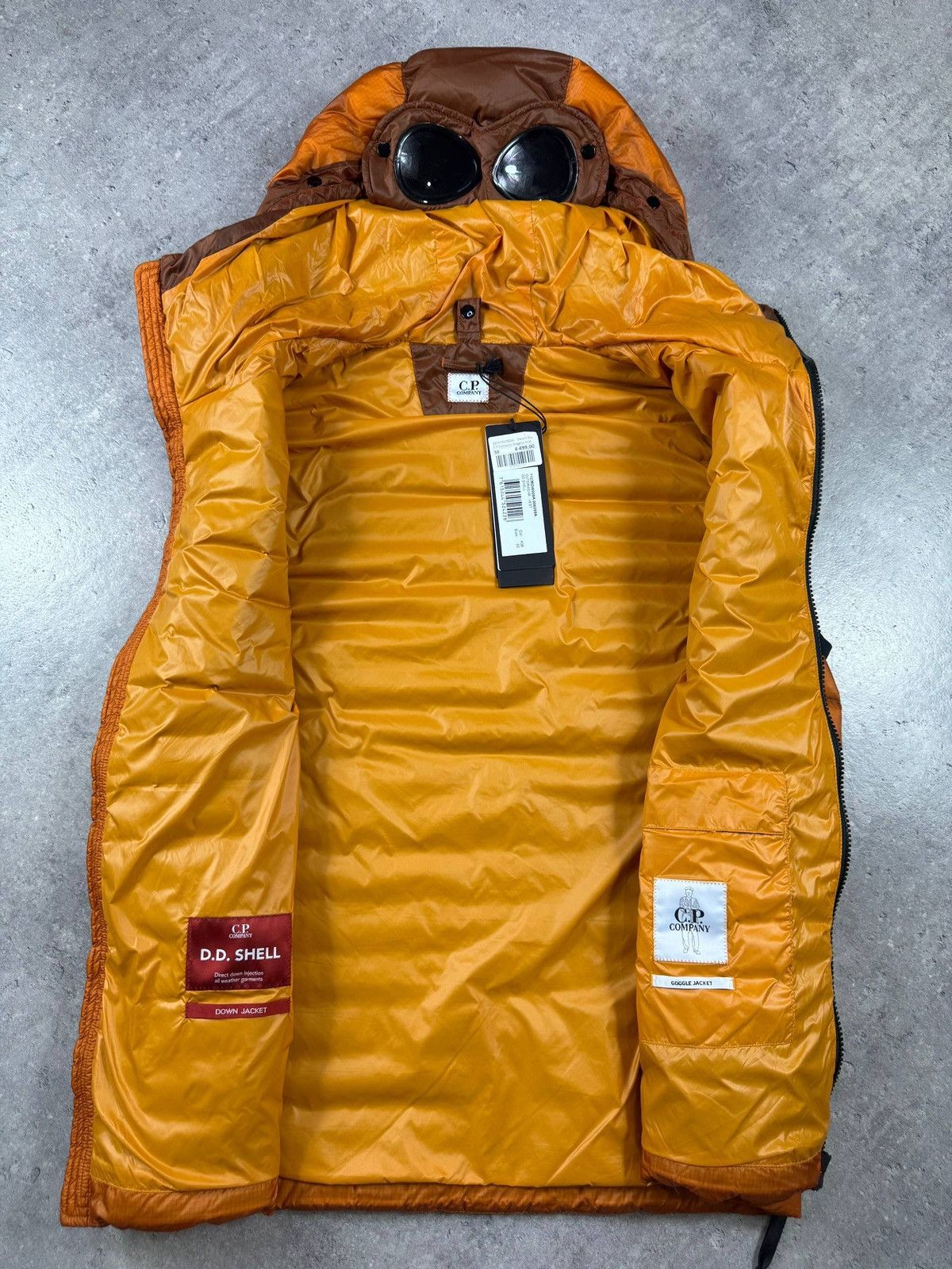 C.P. Company C.P. Company DD Shell Goggle Down Vest Desert Sun Size US M / EU 48-50 / 2 - 3 Thumbnail