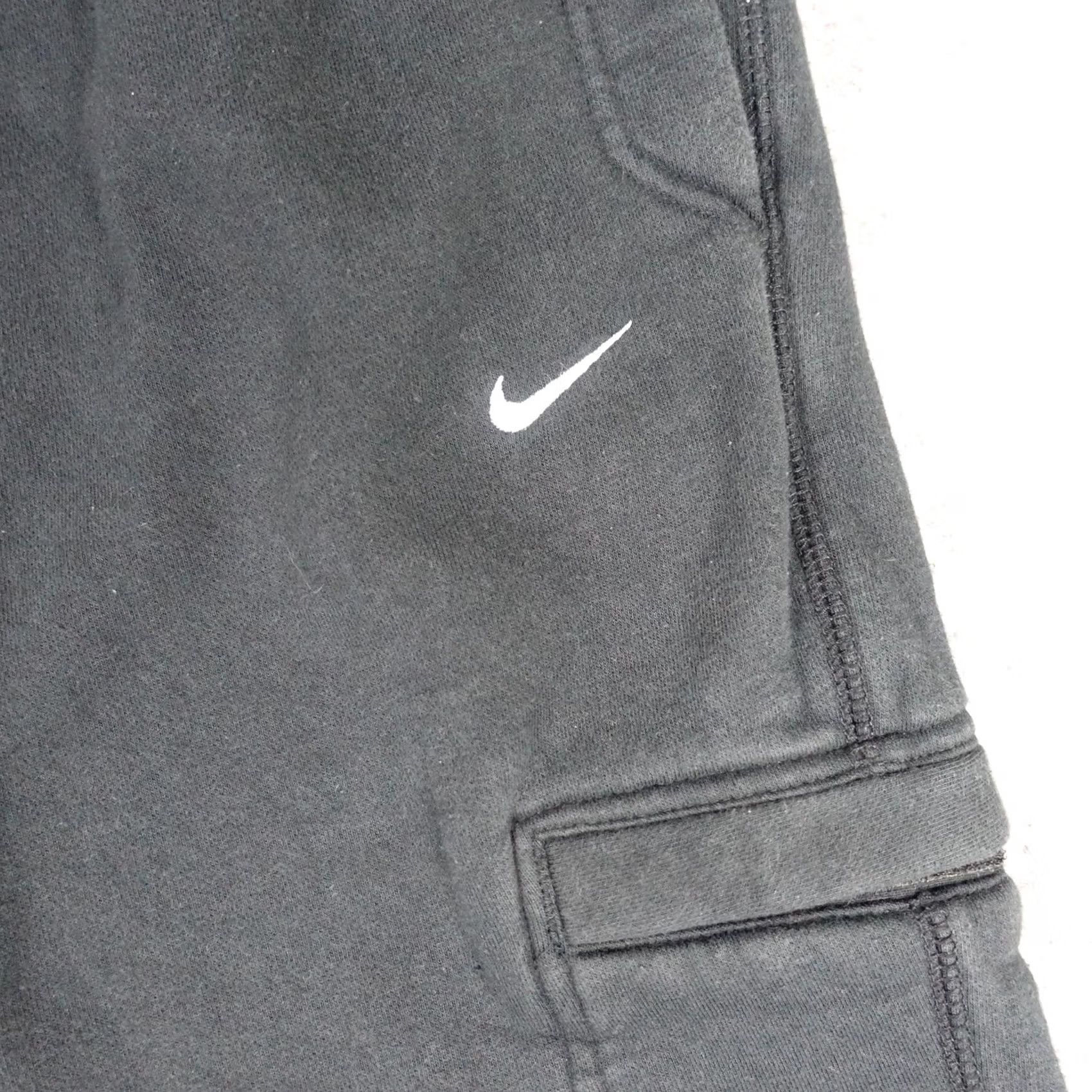 Nike Nike Pants Mens XL Black Fleece Cargo Sweatpants Elastic Waist Pockets Gym Bro Size US 36 / EU 52 - 2 Thumbnail
