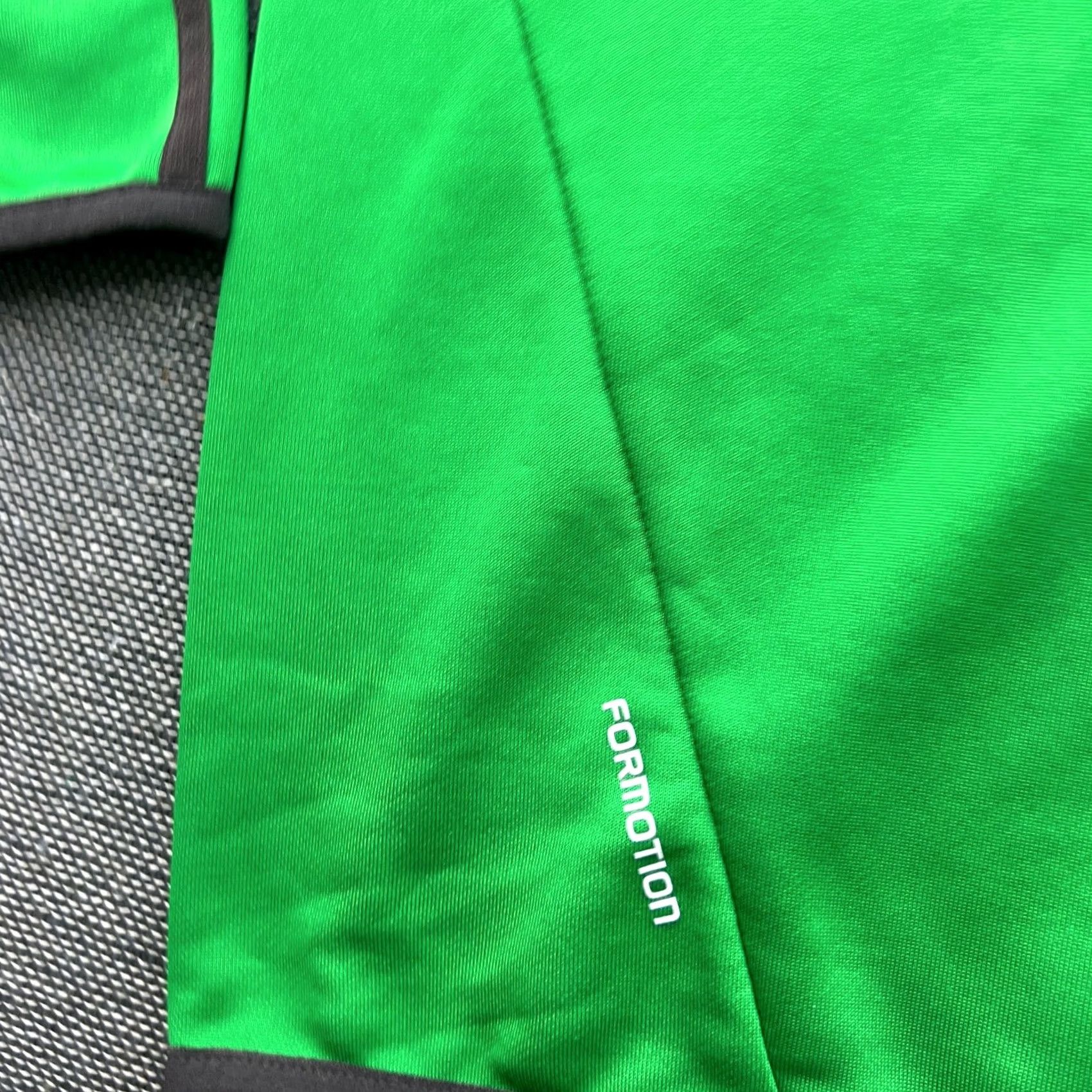 Adidas AC Milan 2013 2014 Training Top Mens Sz M Football Drill Champions League Adidas Shirt Long Sleeve Pullover Quick Dry Green Size US M / EU 48-50 / 2 - 6 Thumbnail