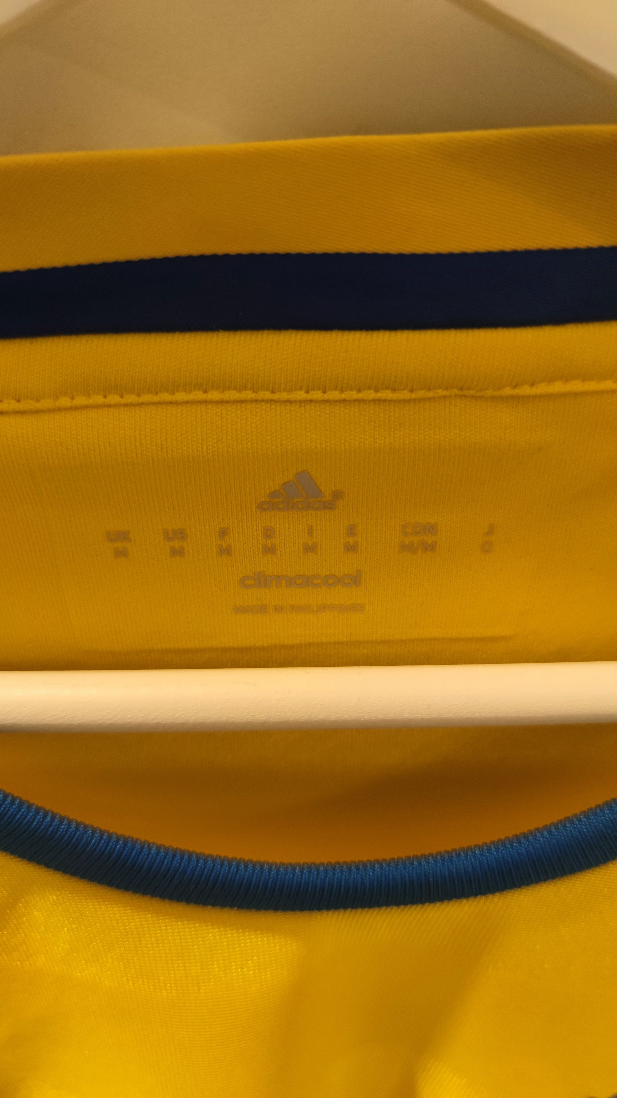 Adidas × Vintage Sweden national football team soccer jersey Size US M / EU 48-50 / 2 - 3 Thumbnail