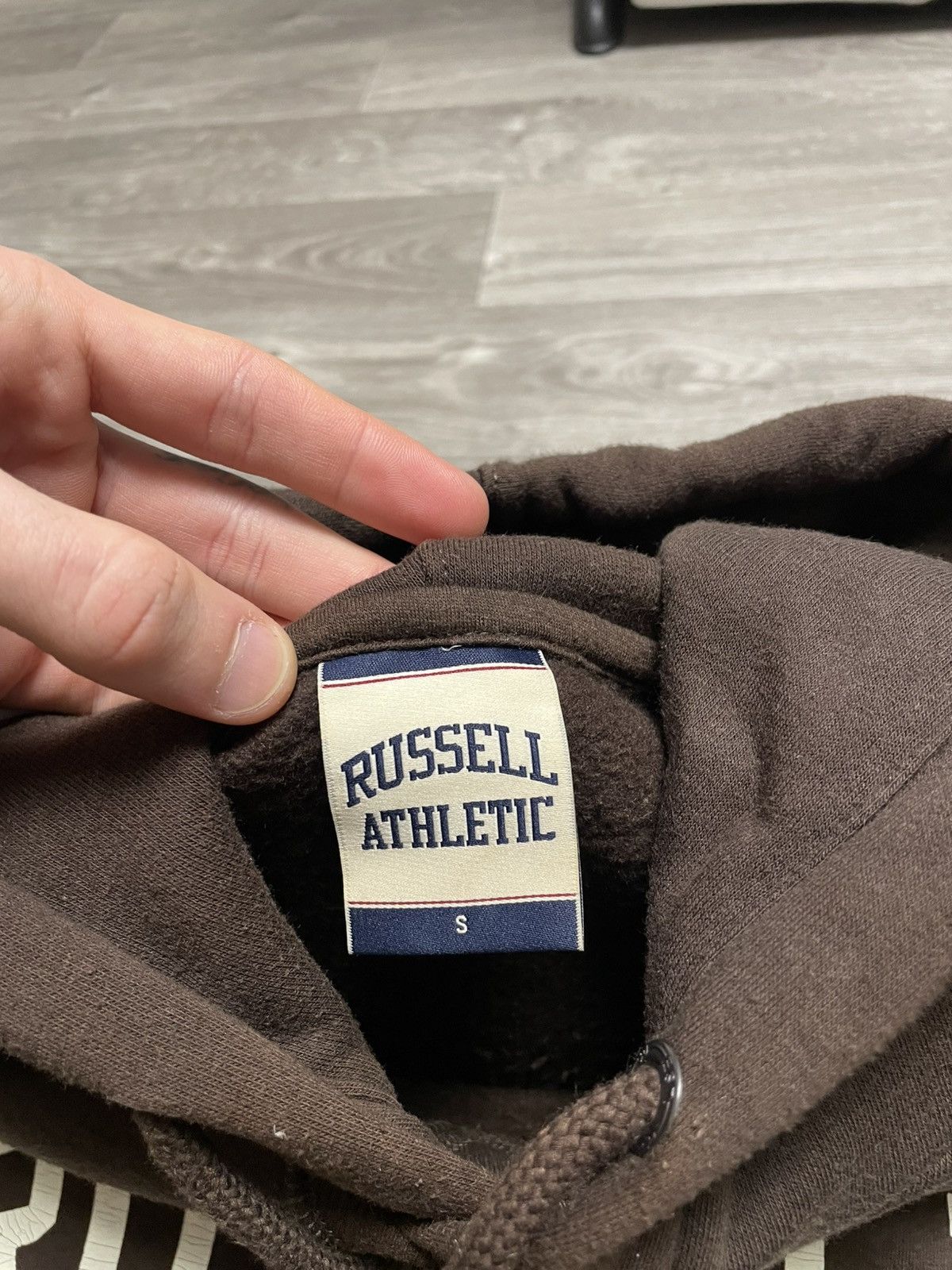Russell Athletic Vintage Russell Athletic Big Logo Brown Hoodie Y2K Size US S / EU 44-46 / 1 - 12 Thumbnail