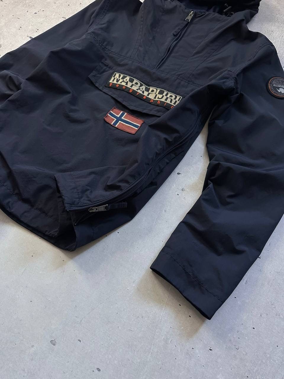 Napapijri × Vintage Napapijri Geographic Men’s Jacket Norway Anorak Windbreaker Size US S / EU 44-46 / 1 - 3 Thumbnail