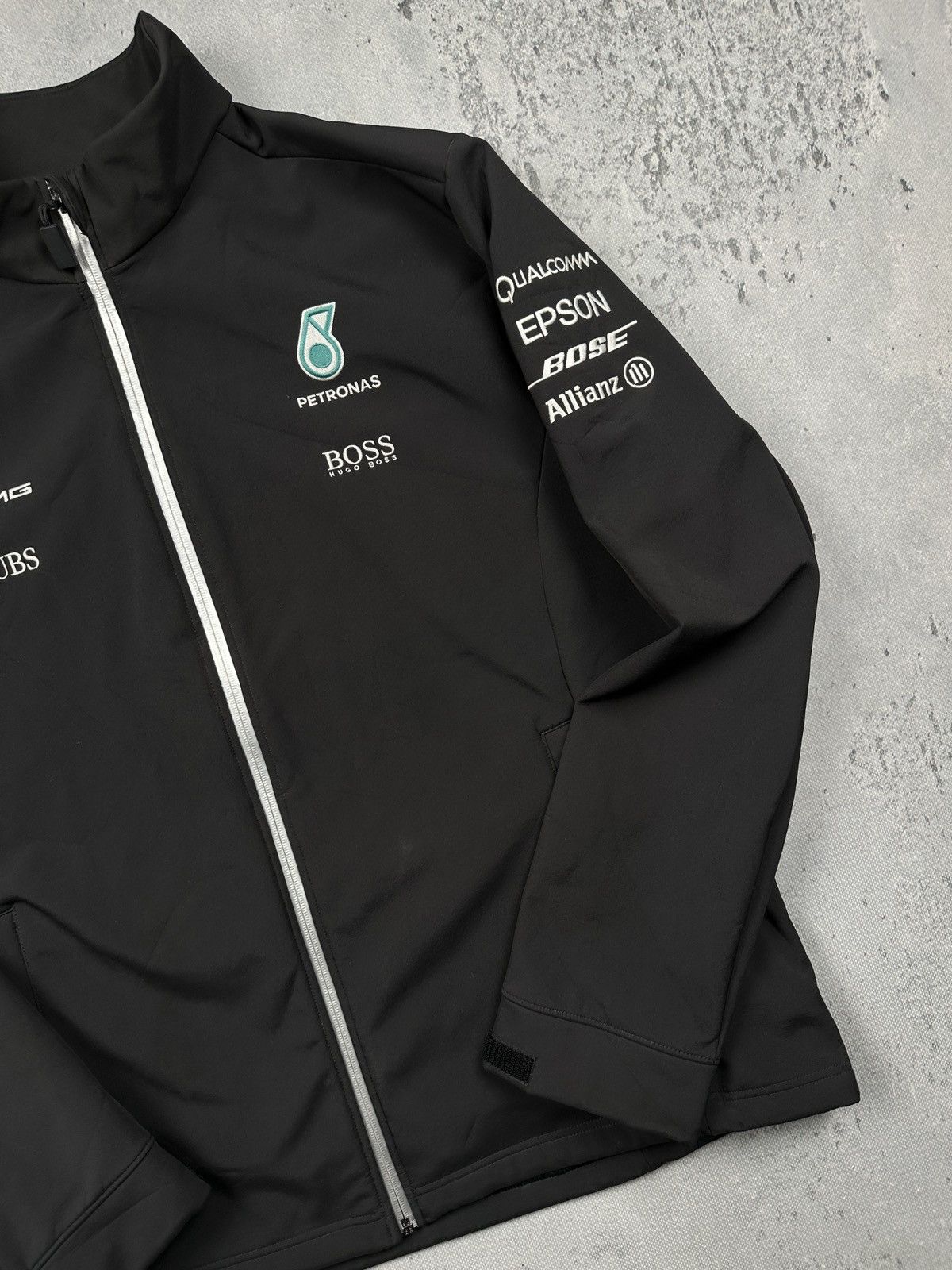 Formula 1 Mercedes AMG Petronas Formula One Team Softshell Jacket y2k Size US XXL / EU 58 / 5 - 4 Thumbnail